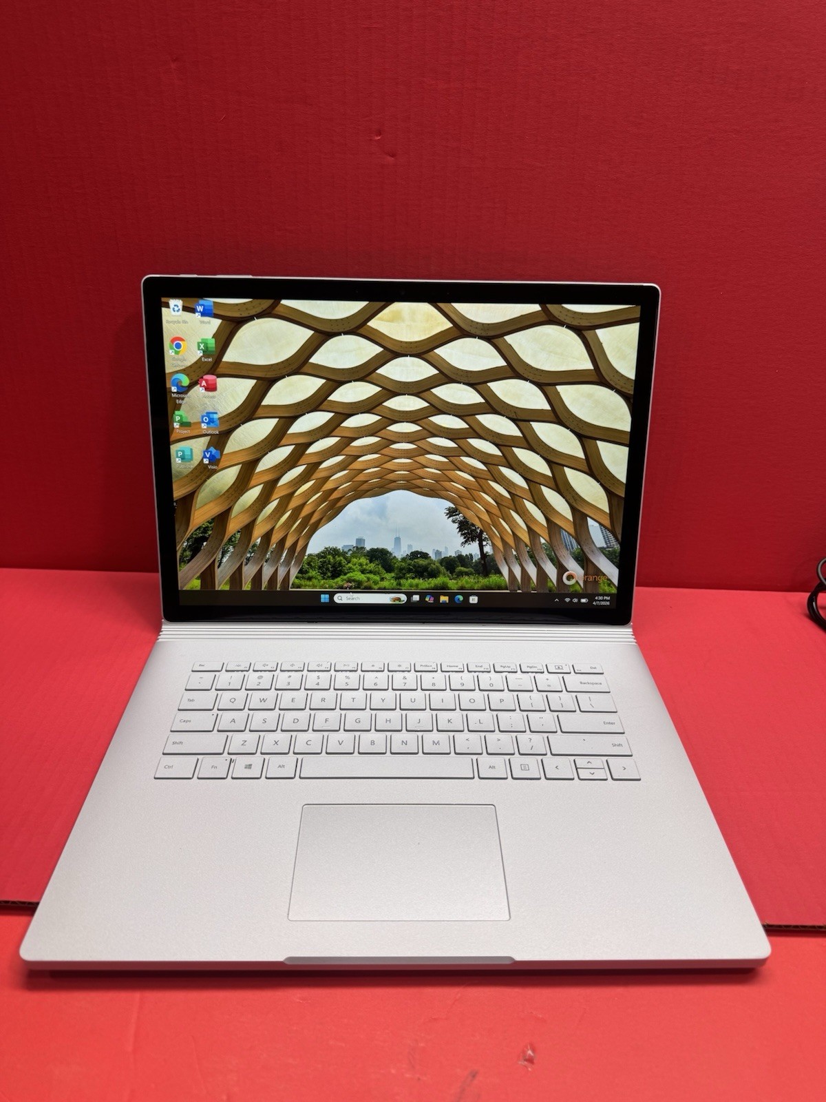 Microsoft Surface Book 3 15.5” 10th i7- 1.30GHz 16GB 256GB Windows 11pro
