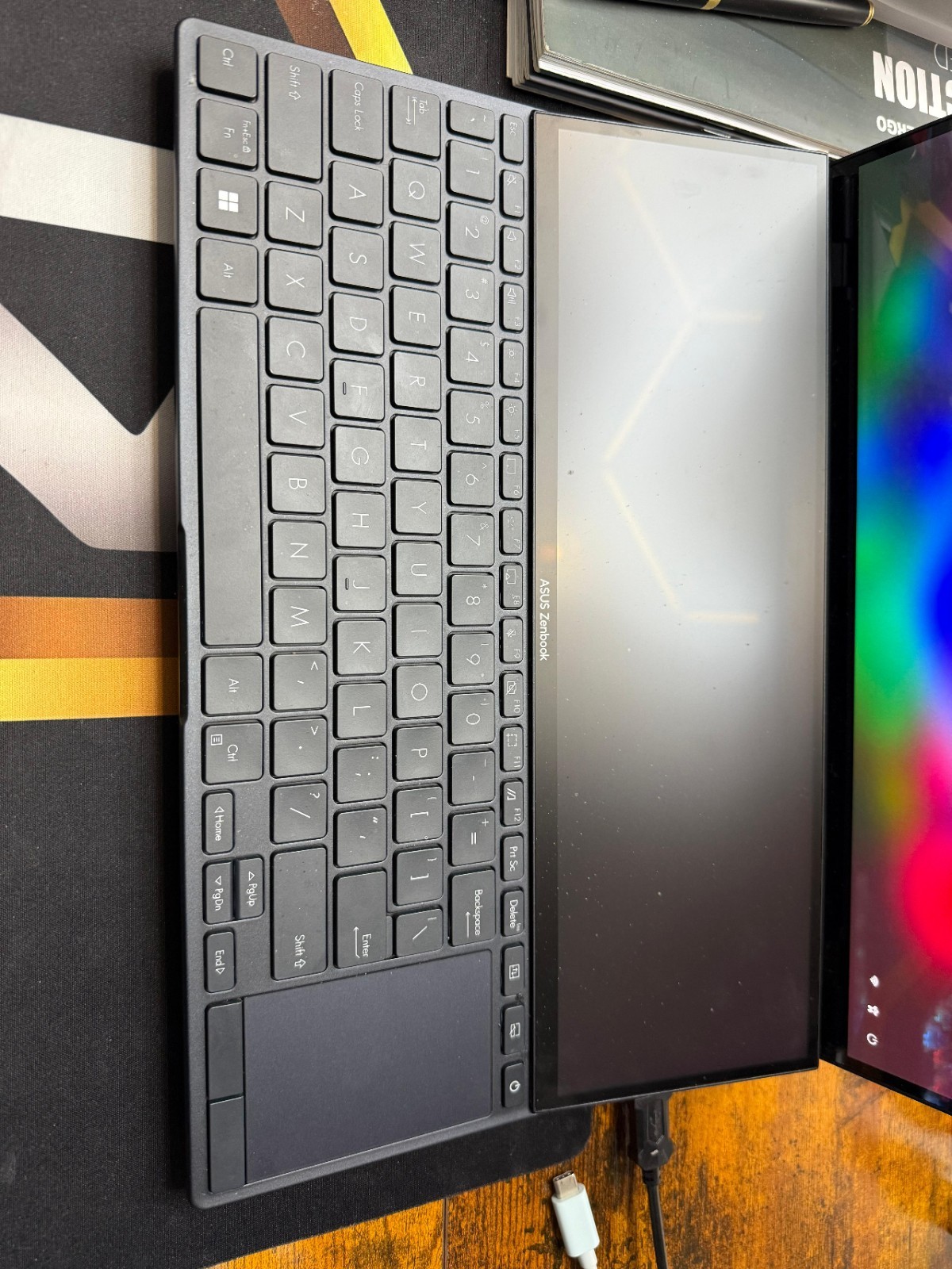 Asus Zenbook DUO