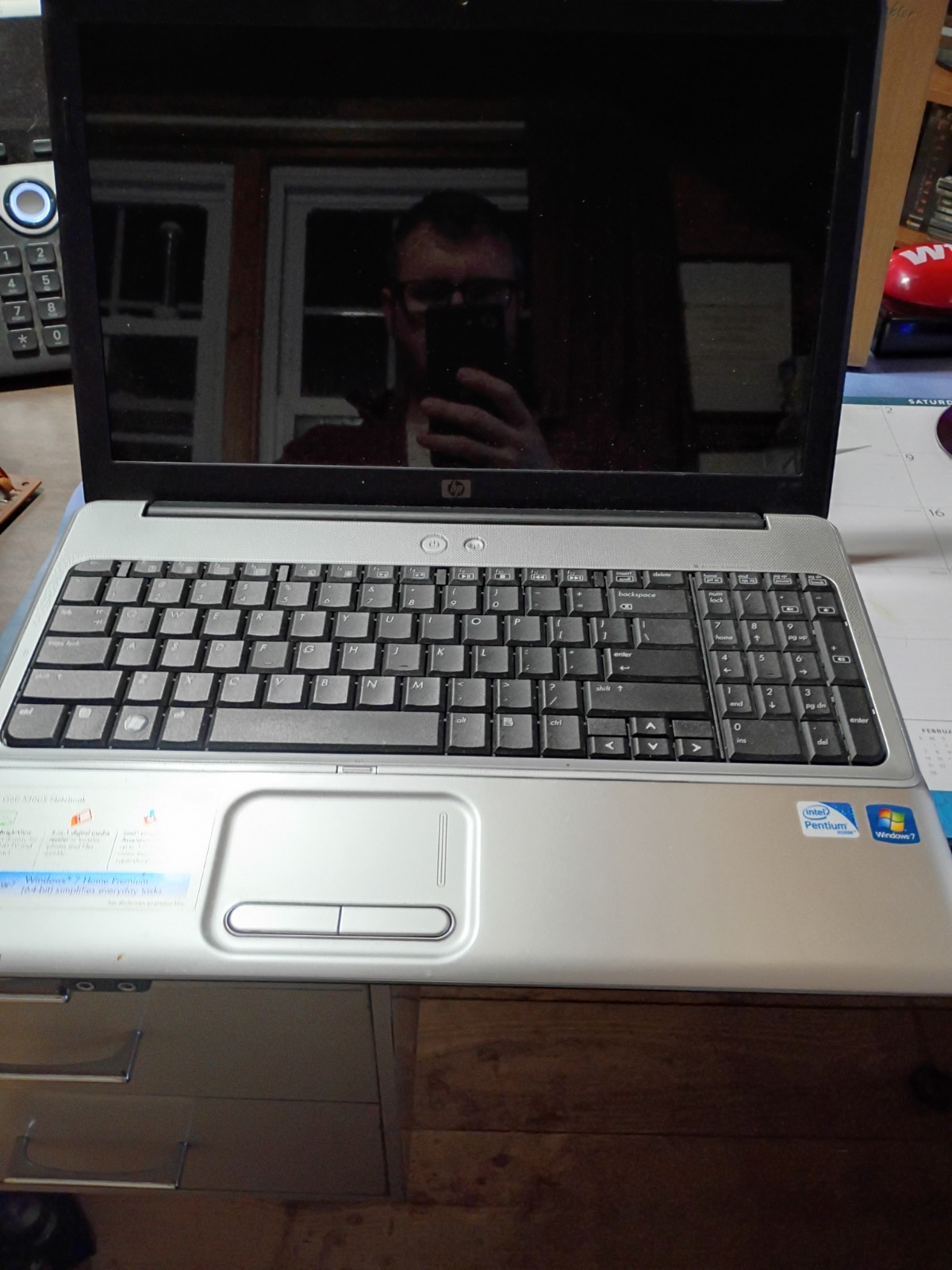 HP G60 530US laptop for Parts No HD turns on and posts Battery and Power adapter