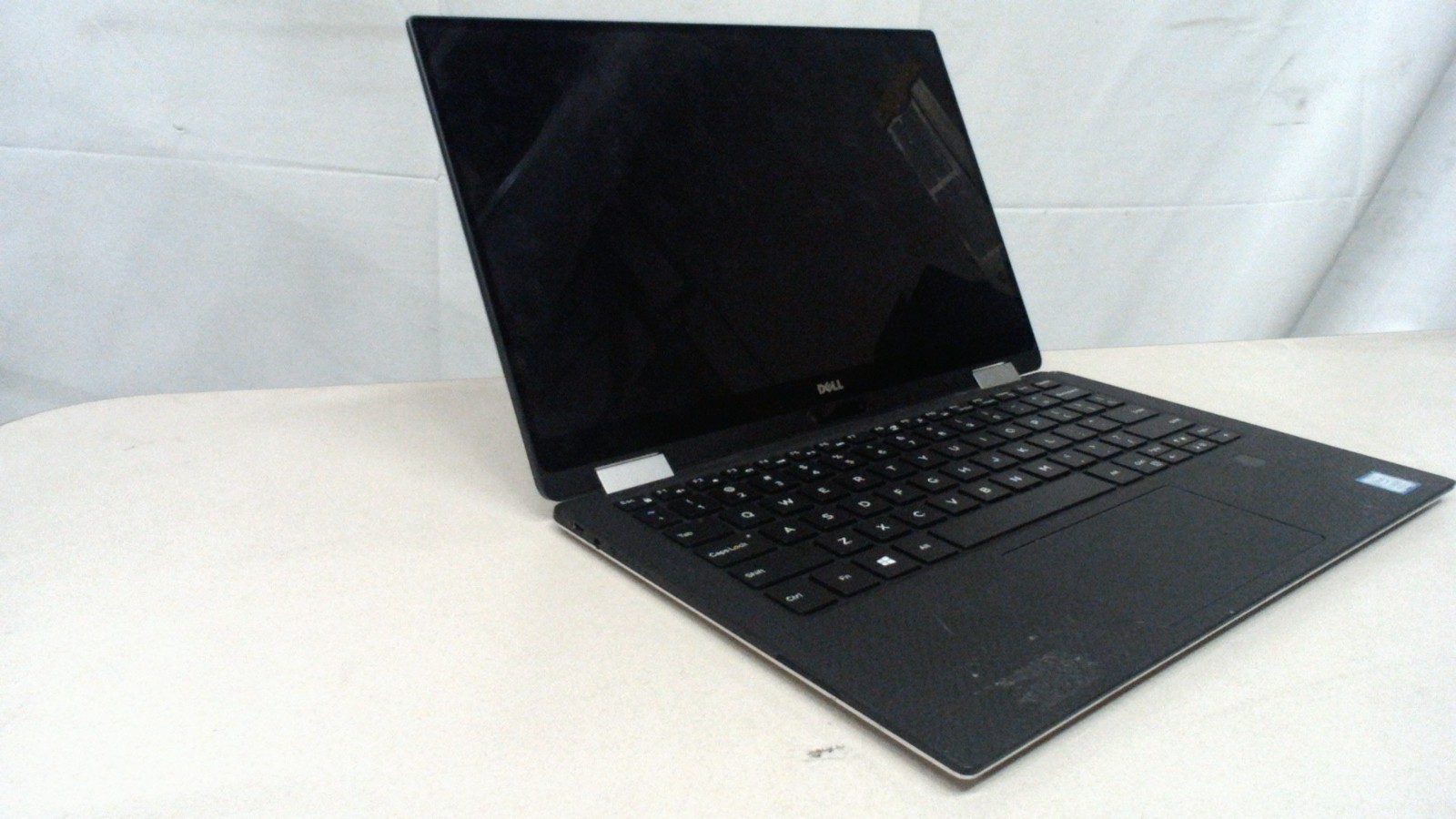 Dell XPS 13″ 9365 | i5-8200Y @ 1.30 | 8GB RAM | 512GB|