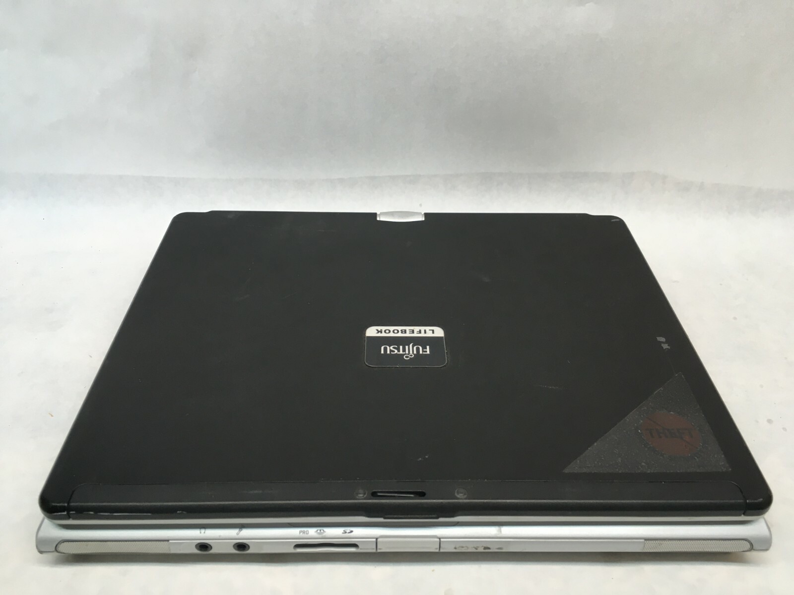 Fujitsu LifeBook T4215 Tablet Laptop For Parts Powers on No Video NO HDD/RAM JR
