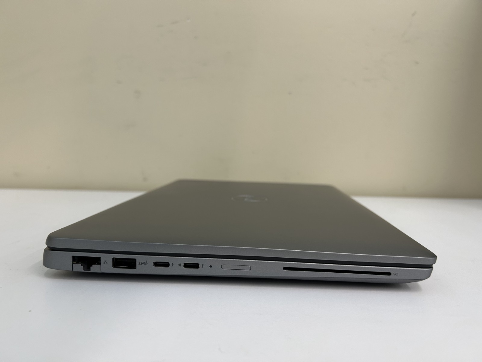LAPTOP Dell Latitude 5450 14″ Ultra 5-135U 512GB SSD 32GB RAM Win 11 Pro