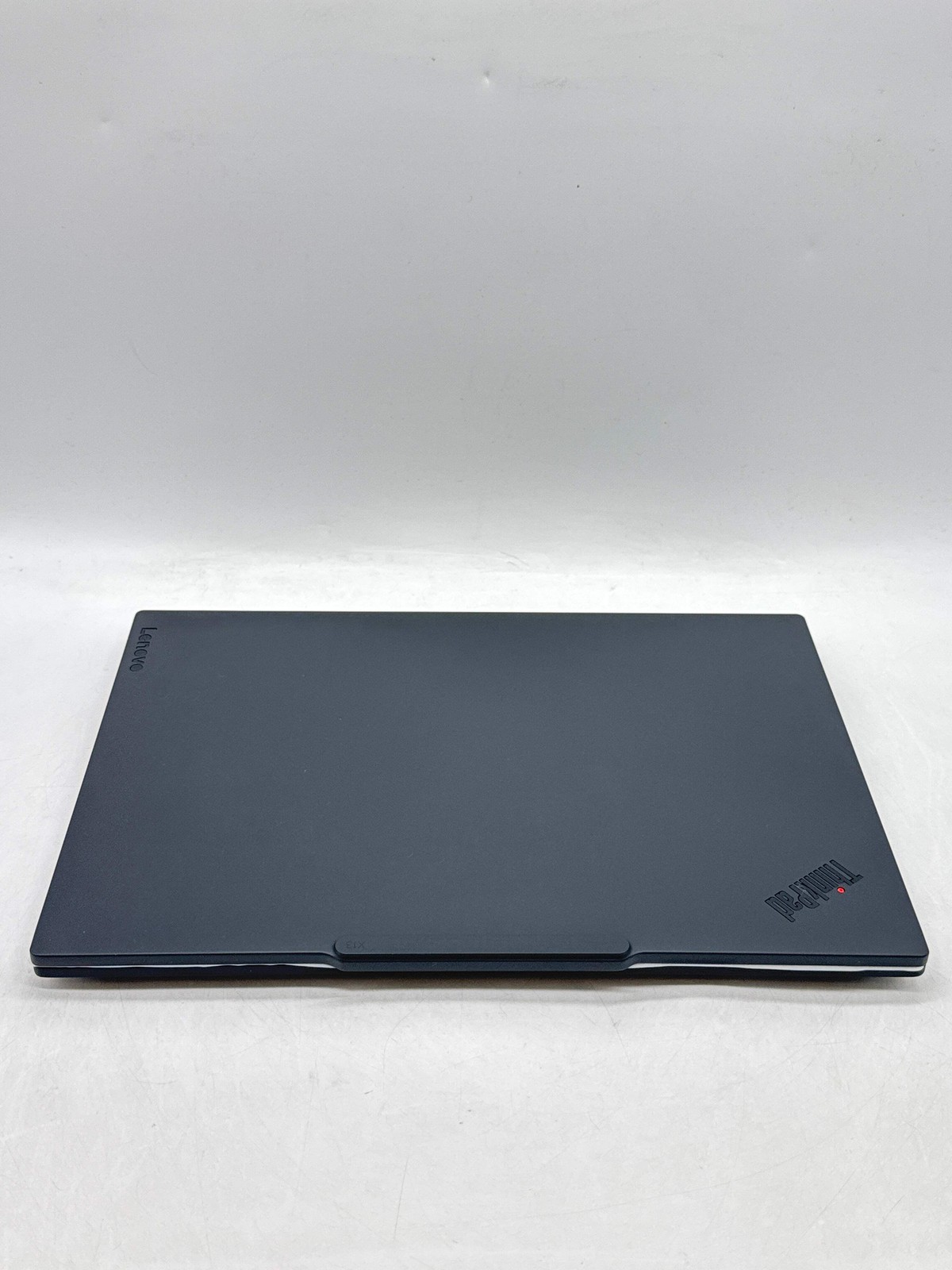 Lenovo ThinkPad X13 Gen 6 13.3″ intel Core Ultra 5 235U 512GB SSD 32GB DDR5 RAM