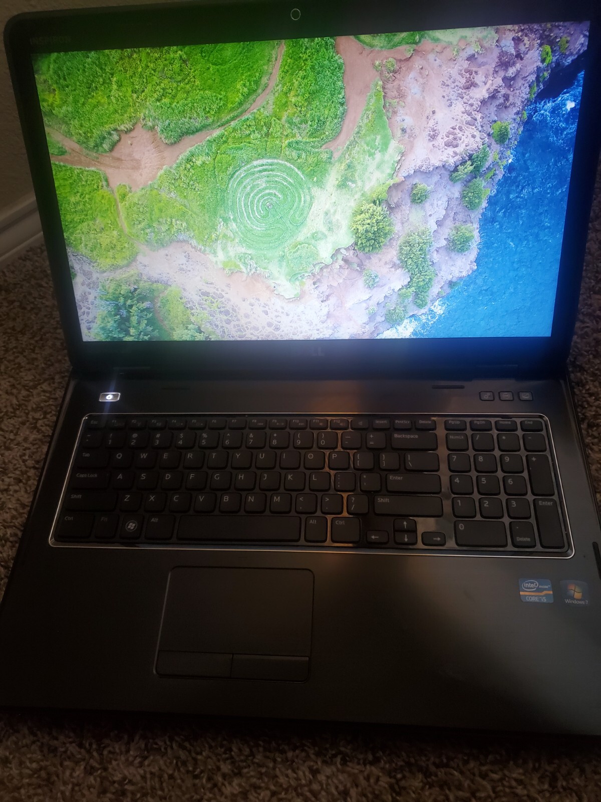 DELL INSPIRON core i5 @2.40 GHz 6GB