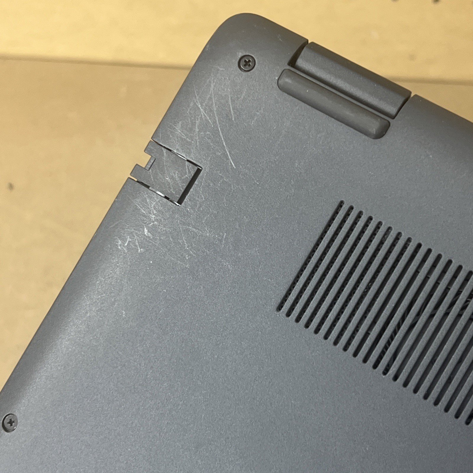 Dell Latitude 3510 i5-10210U 1.6GHz 8GB Ram 256GB SSD – Fair *Low Battery*