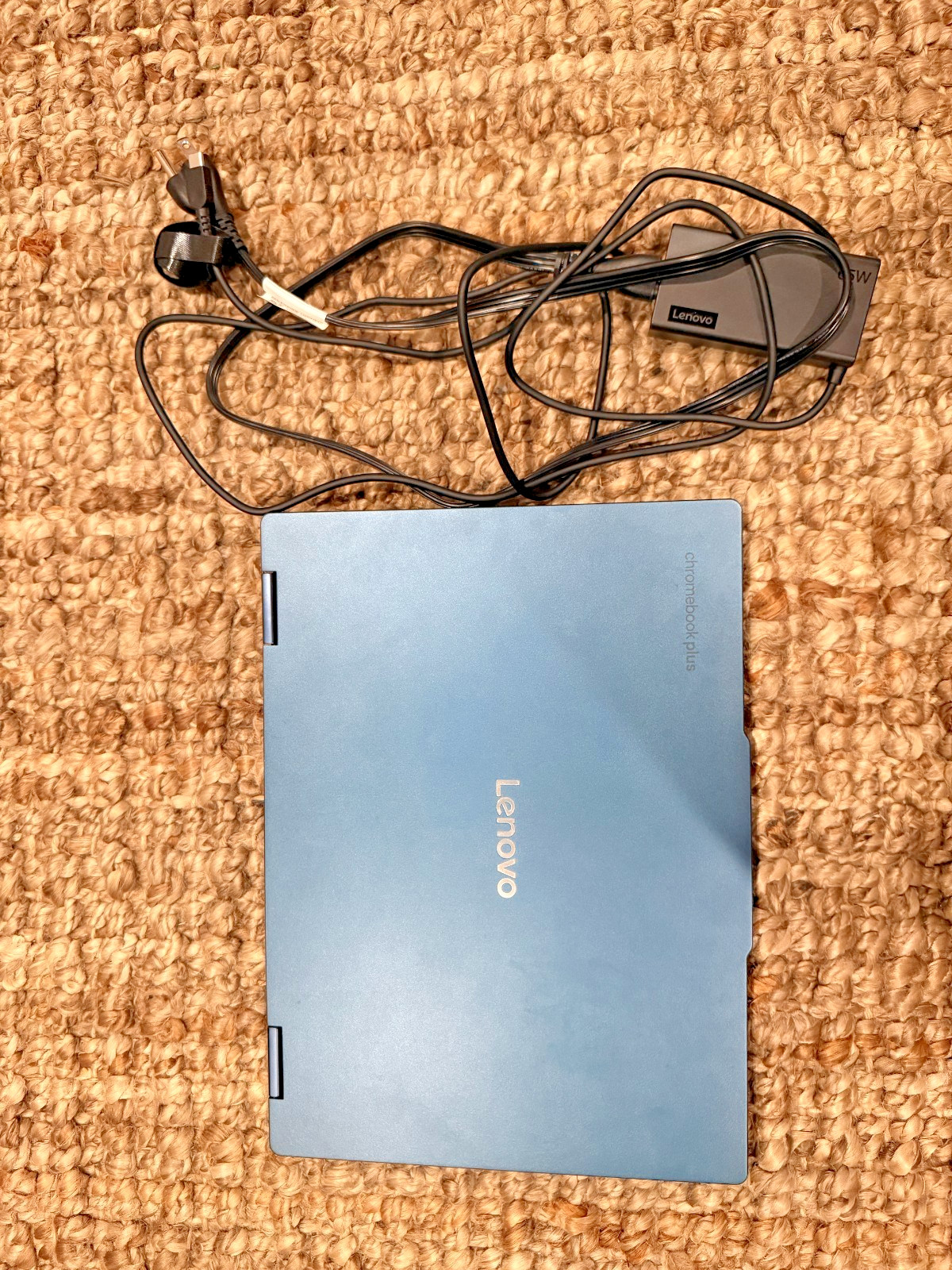 Lenovo – Chromebook Plus 2-in-1 14″ Full HD Touchscreen Laptop – Intel Core 3