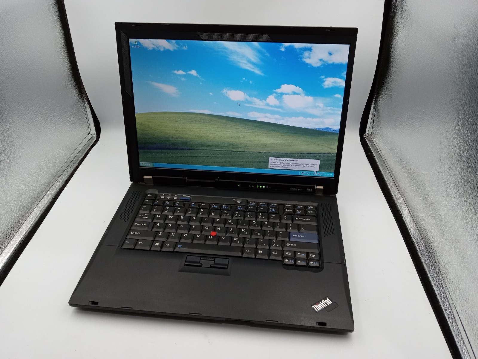 Lenovo ThinkPad R61 15″ Laptop Intel Celeron 2GB RAM 320GB HDD Windows XP -RR