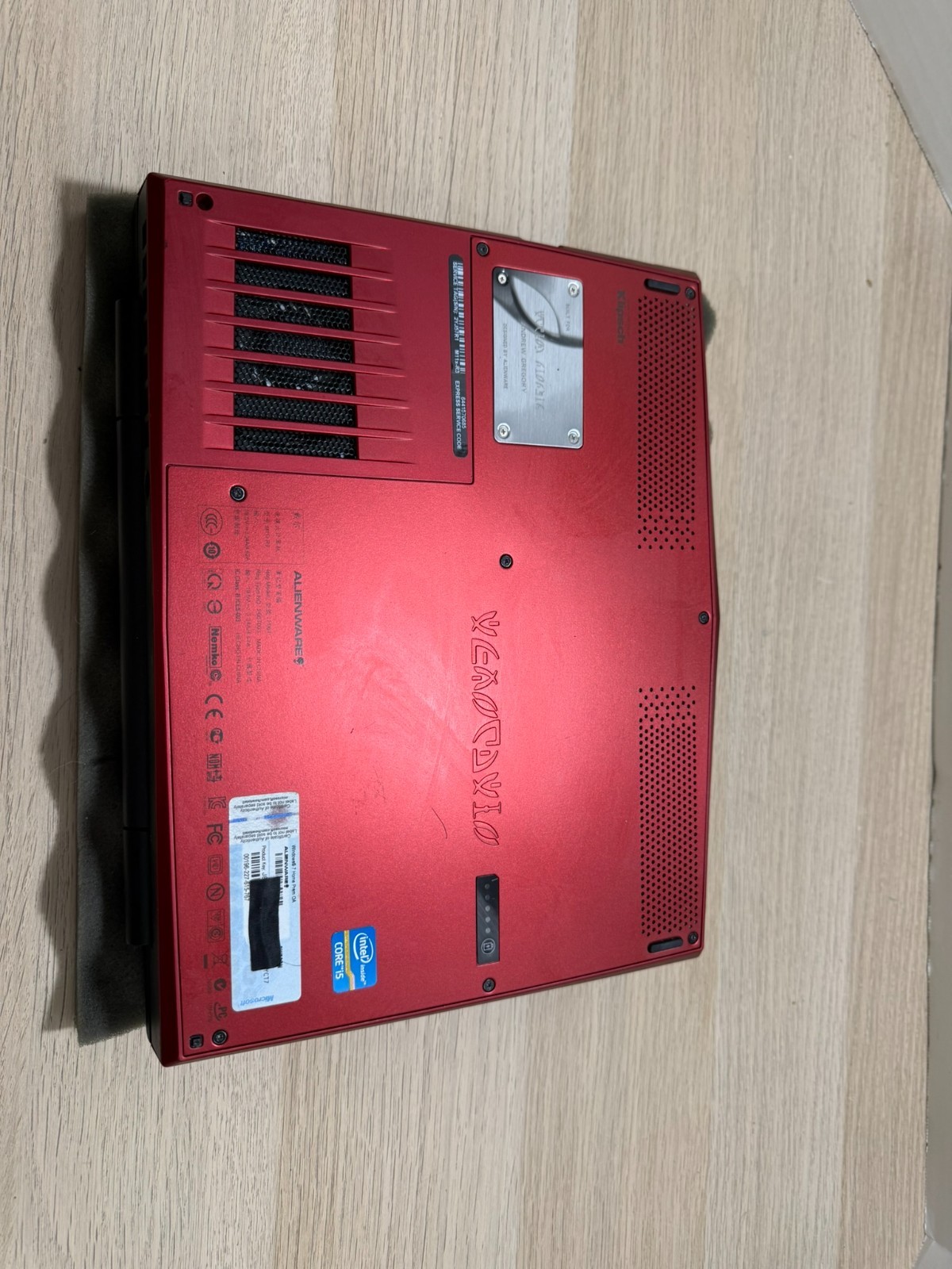 Alienware M11x R3 i5-2467M 8GB Ram 500Gb SSD GT 540M NEW BATT, W/AC