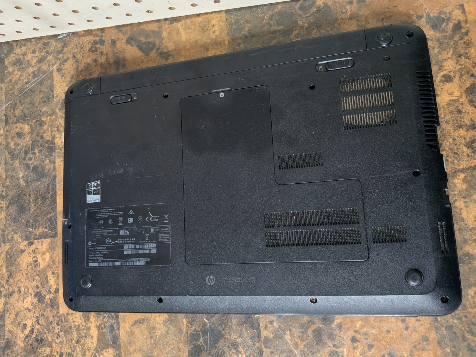 *For Parts* HP 15-d074nr Notebook PC – 2014 – Windows 8