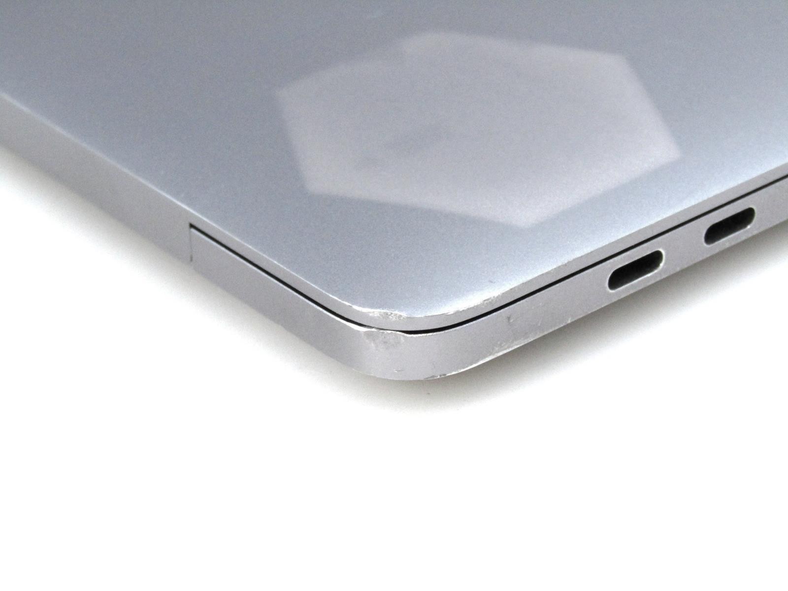 Apple MacBook Pro A1990 (2019) 15.4″ | i7-9750H | 32GB DDR4 | 1TB Sequoia | 555X