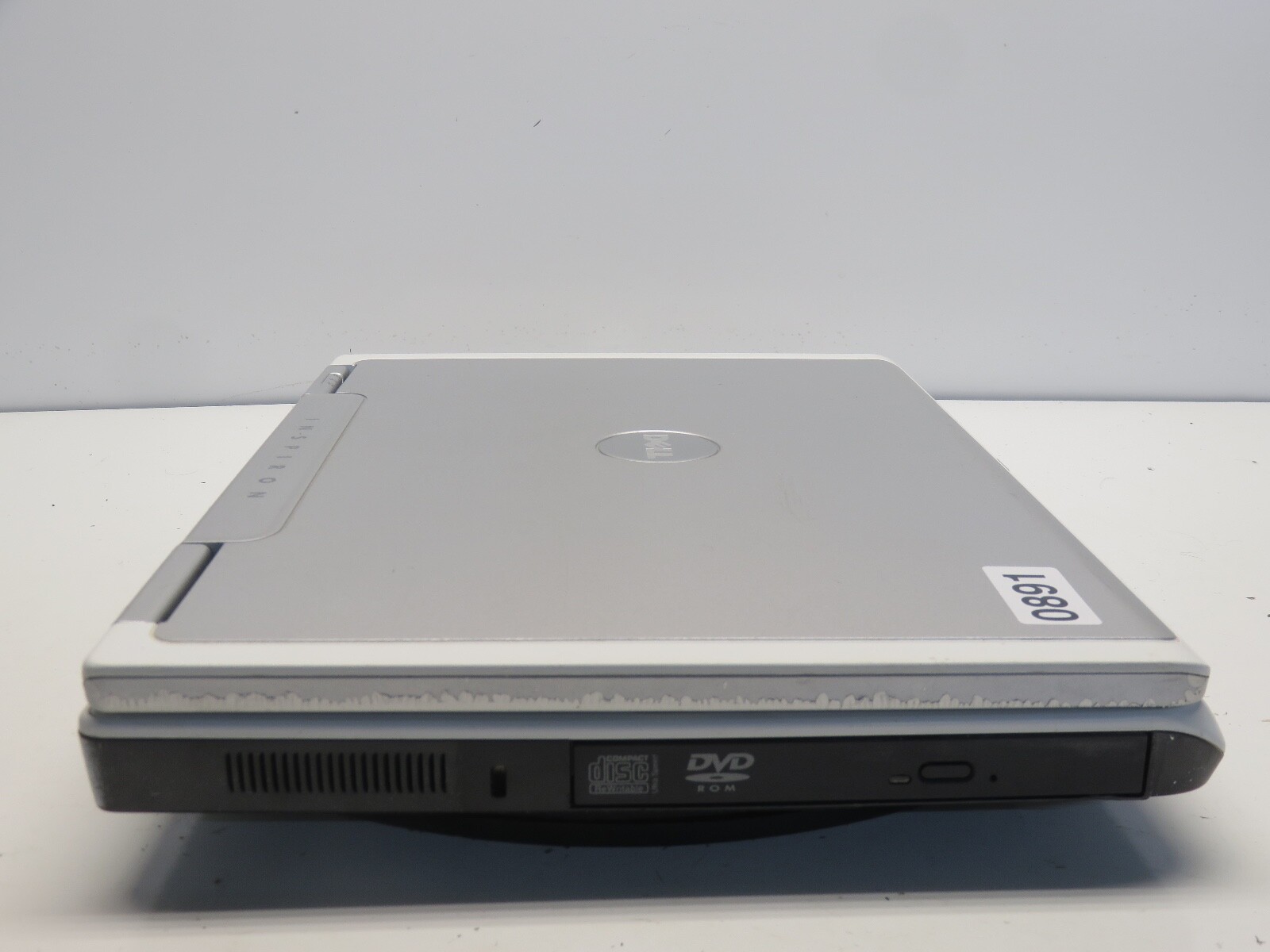 Dell Inspiron E1505 Intel Core 2 Duo Processor 1.00GHz 1GB 500 GB WIN XP NO BAT