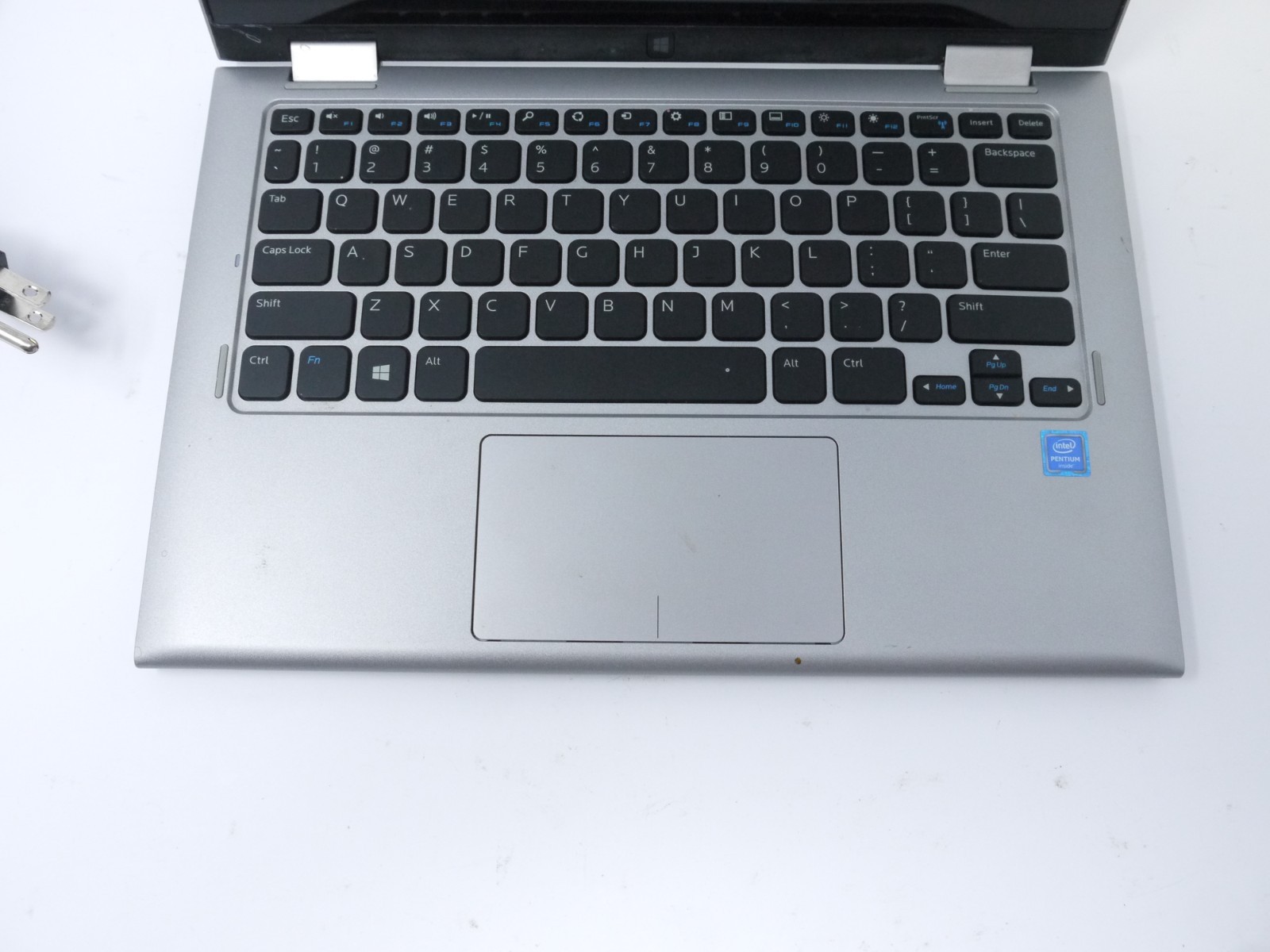Dell Inspiron 11 11.6″ 2-in-1 Laptop – Pentium N3700 / 4GB / 500GB HDD / Win10