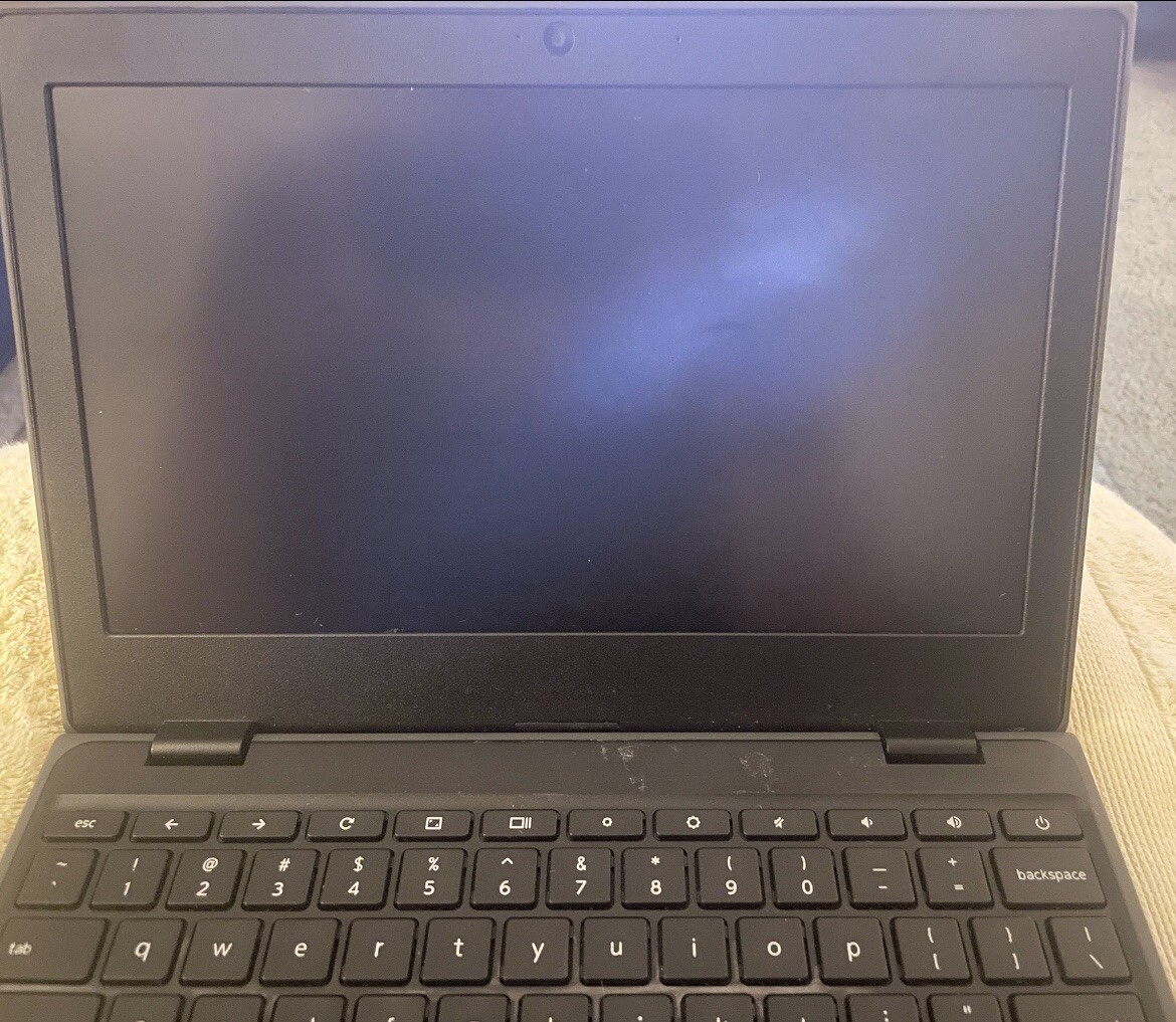 Lenovo 100e Chromebook 2nd Gen 11.6″ (32GB eMMC, AMD A4 Dual-Core, 2.40GHz, 4GB)
