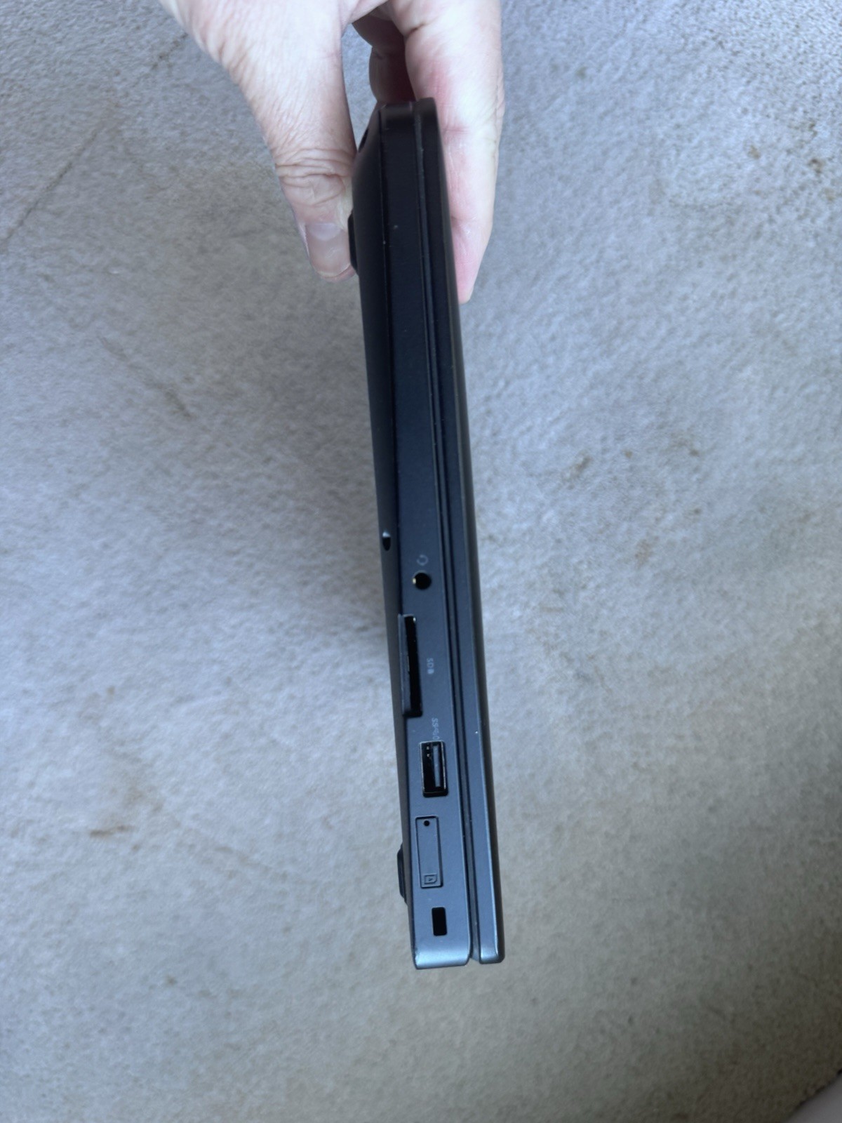 Dell Latitude E5270 Laptop 12″ Intel Core i5 6th Gen bad screen