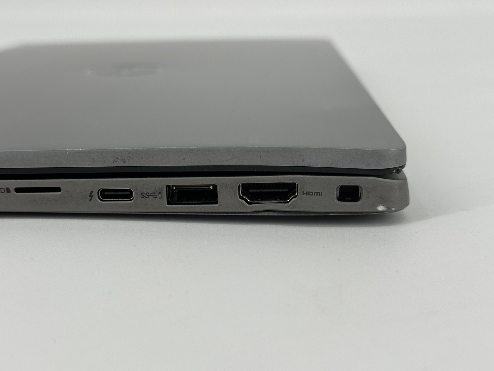 Dell Latitude 7420 14″ FHD i7-1165G7 16GB DDR4 512GB NVMe Win11 Pro FaceID