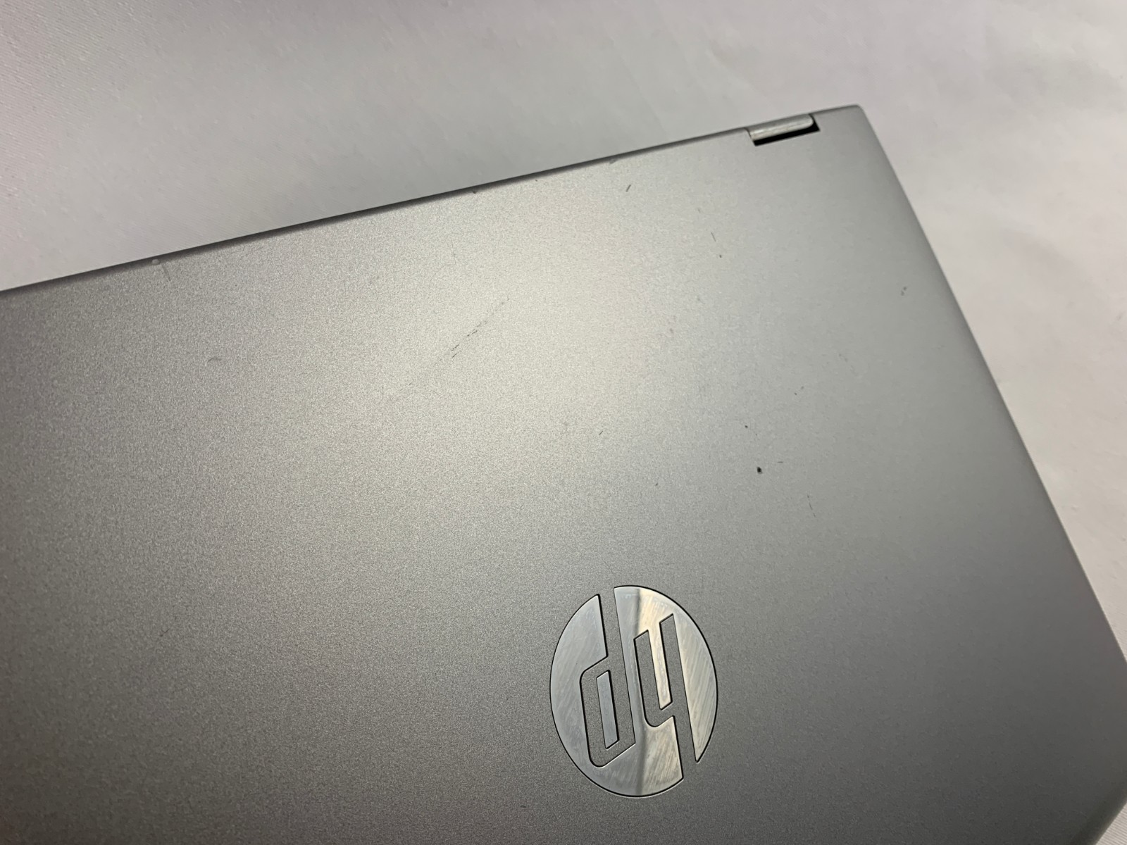 HP 14-ba253cl, Intel Core i5-8265U 1.6GHz For Parts/ Repairs, Cracked Screen