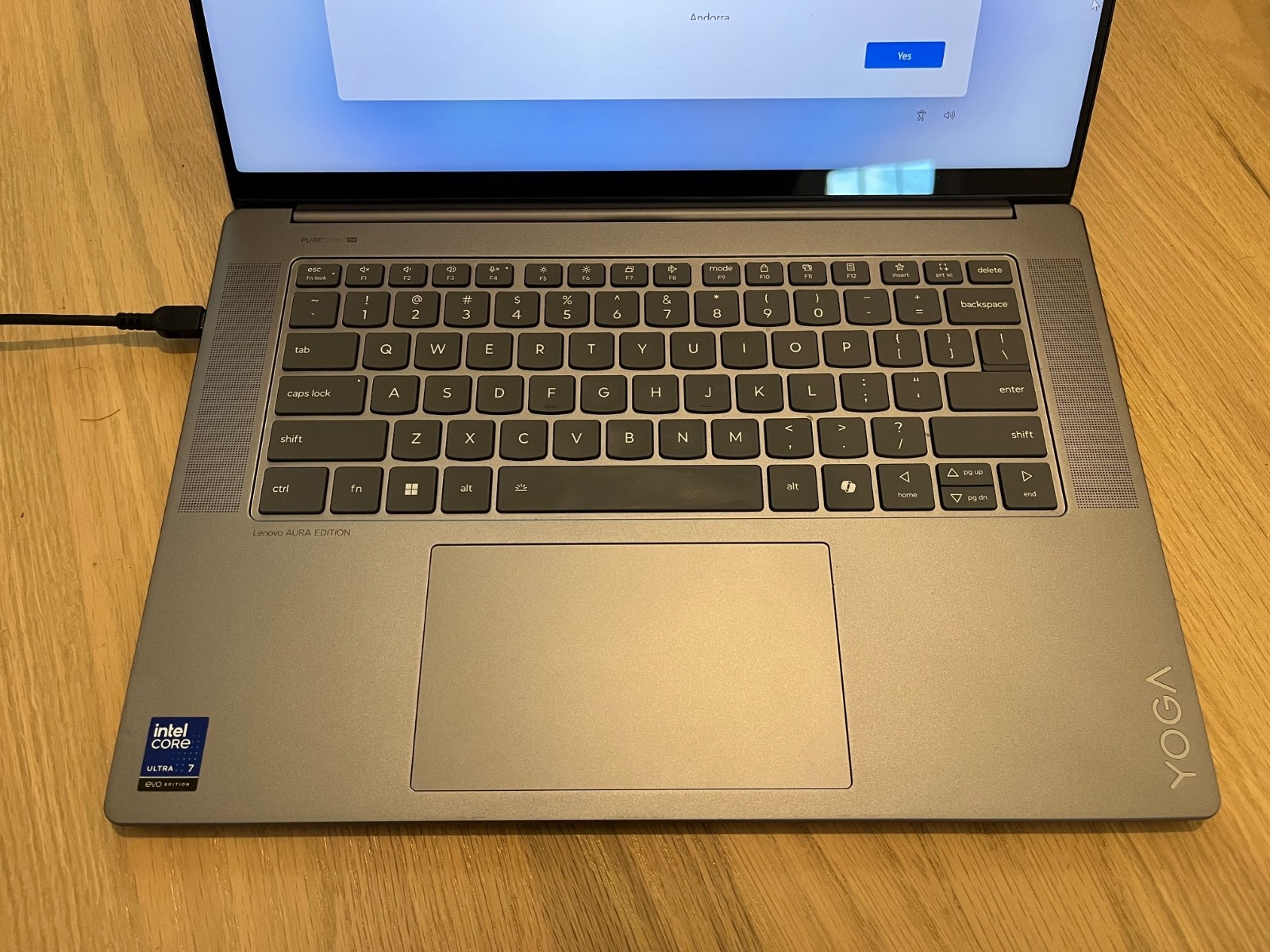 Lenovo Laptop Yoga Slim 7 15ILL9 – Type 83HM