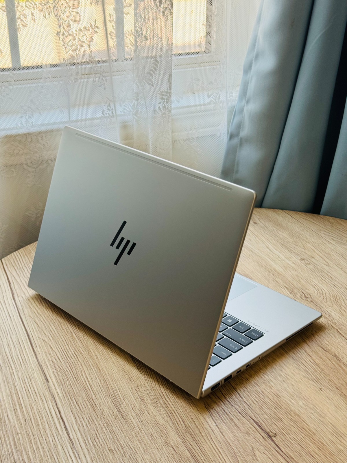 HP EliteBook 640 G11/Ultra 5 135U 16GB/512GB/14″ WUXGA/Warranty till 2028