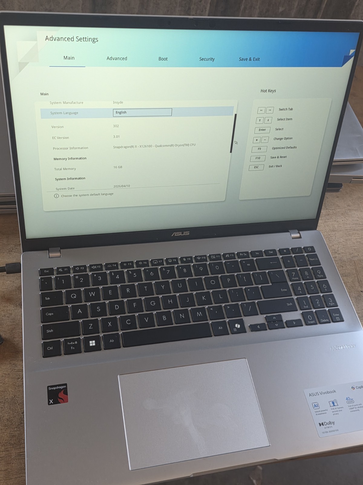 ASUS Vivobook 16″ Copilot+ PC Snapdragon X126100 16GB 1TB X1607QA-IS56 Silver Os