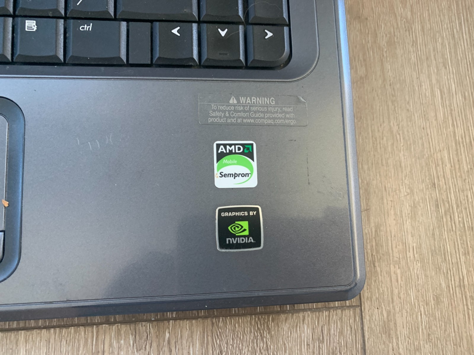 Compaq Presario V6000 15.4″ AMD Sempron 3500+ 1.80Ghz 1GB RAM 60GB HDD Win Vista