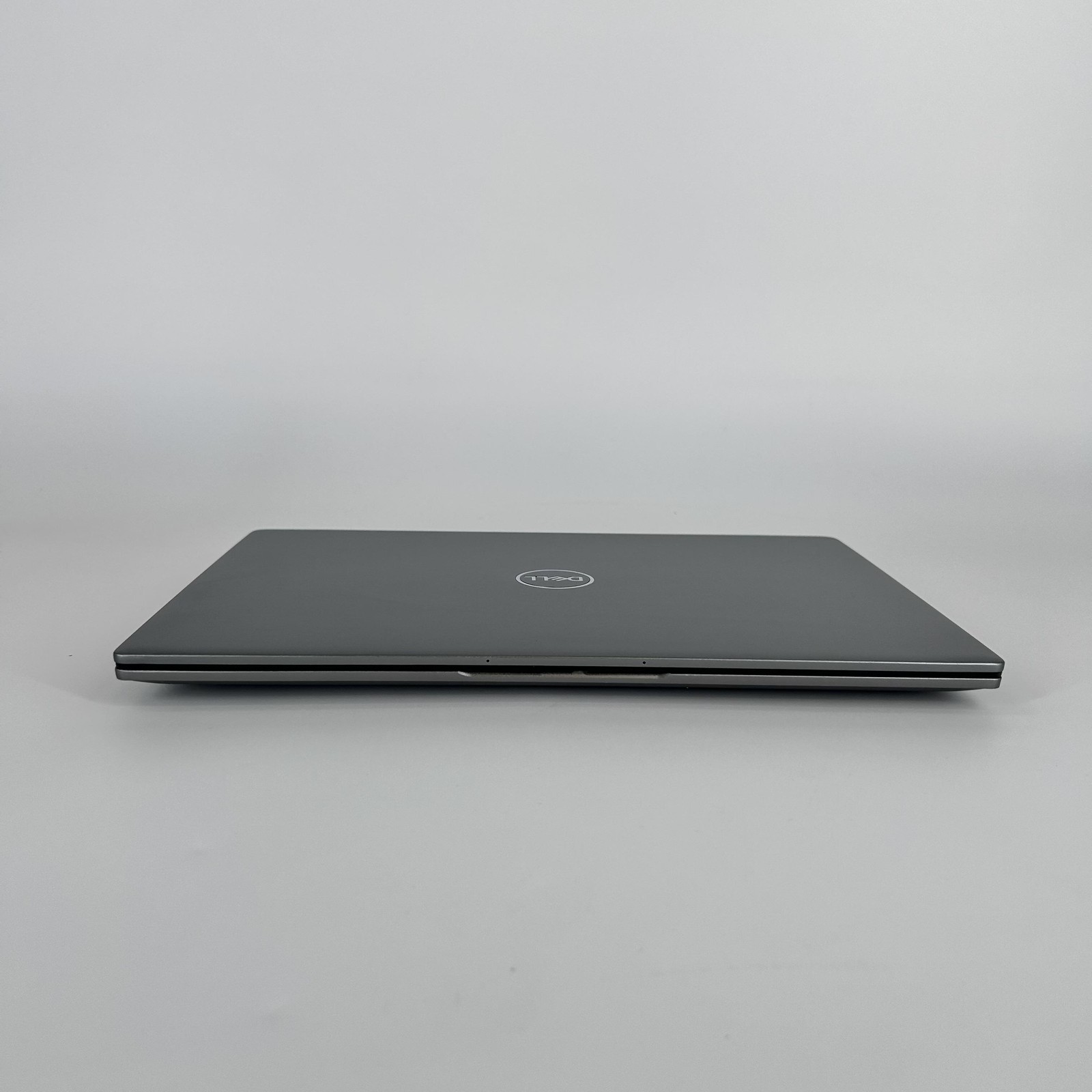 Dell Latitude 7440 14 Gray QHD+ TOUCH 1.9 GHz i7-1370P 32GB 256GB SSD Very Good