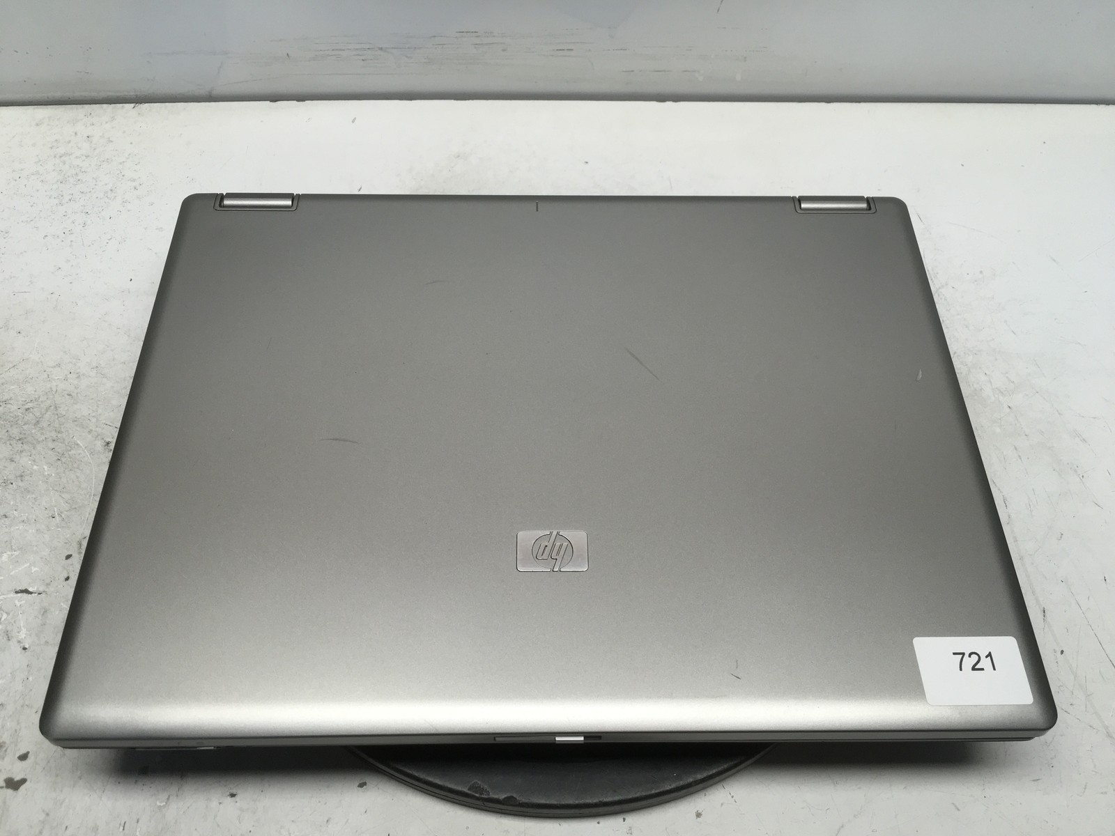 HP Compaq 6730B Intel Core 2 Duo P8400 2.26GHz 2 GB NO HDD No Batt