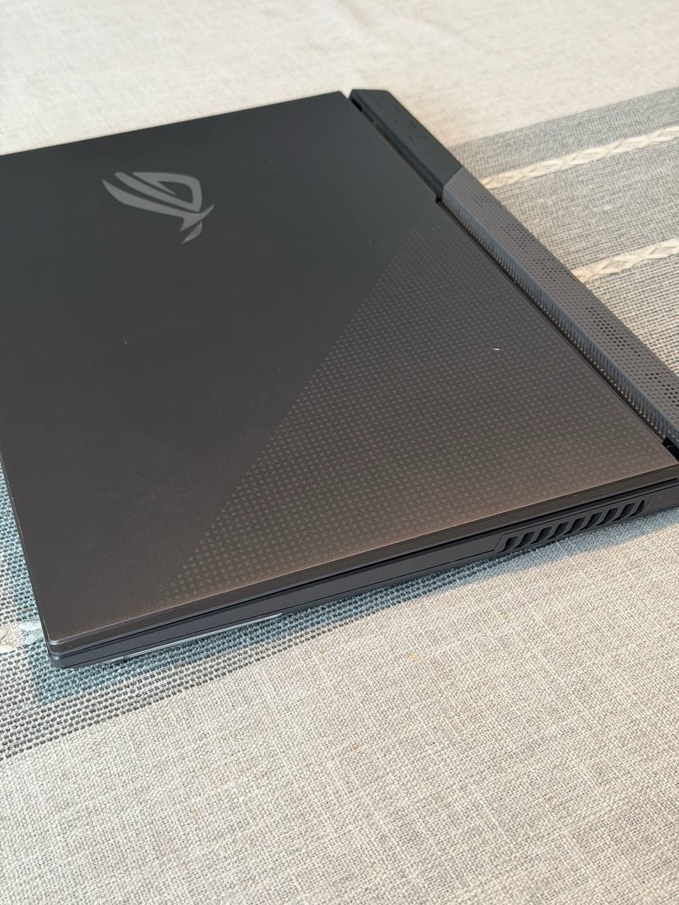 Asus Rog Strix G17 G713QR-ES96 17.3 Gaming Laptop/AMD R9 5900HX/RTX 3070 PARTS