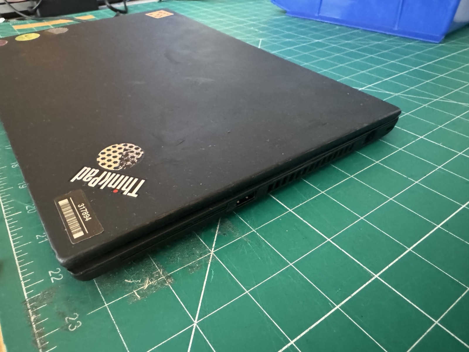 Lenovo ThinkPad T14 Gen 2 14″ i7-1155G7 3.0GHz 16GB RAM (NO SSD,AC,OS) READ