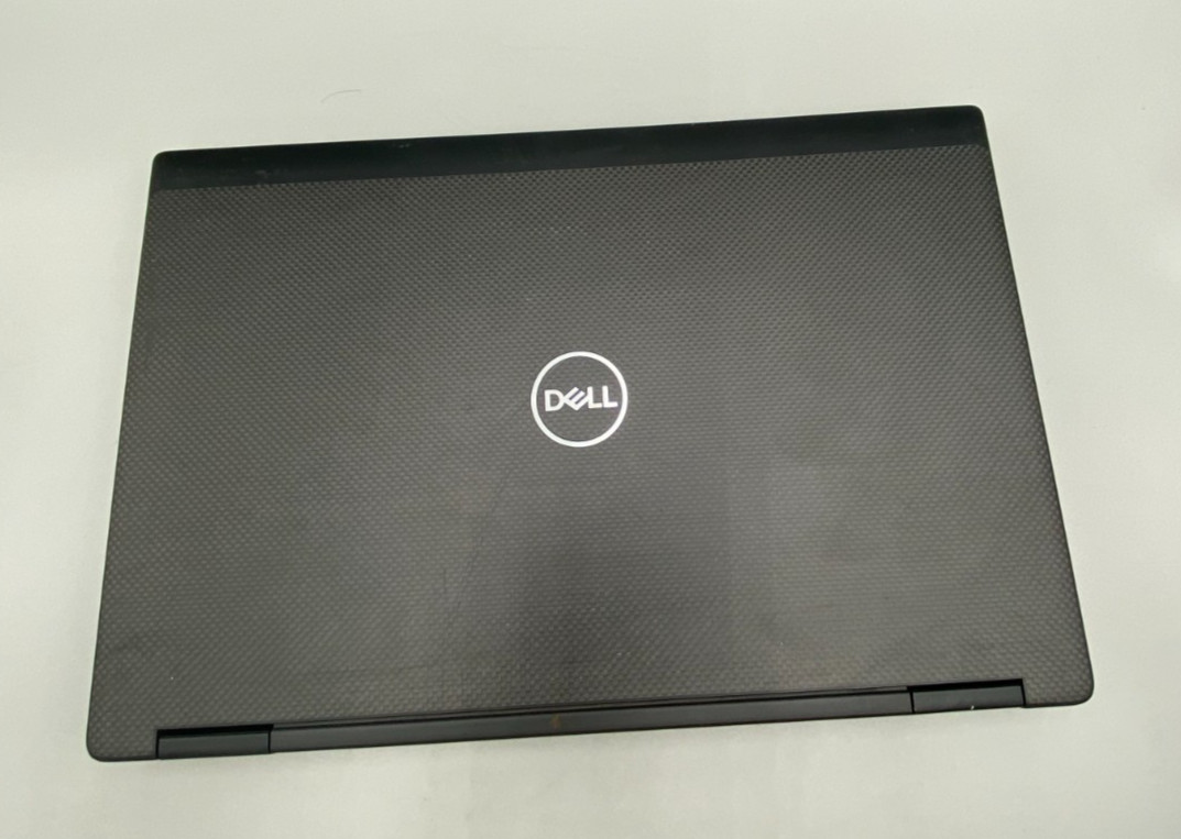 Dell Precision 7530 15.6″ i7-8850H 2.6GHz 1TB SSD 16GB DDR4 Black Laptop Fair/AC