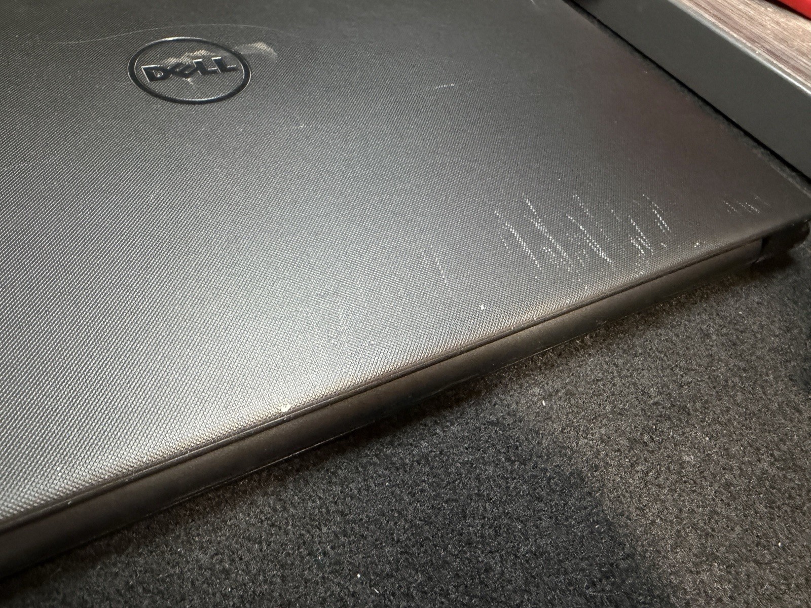 Dell Inspiron 15 3567 15in i5 8th Gen No hard Drive for Parts and Repair