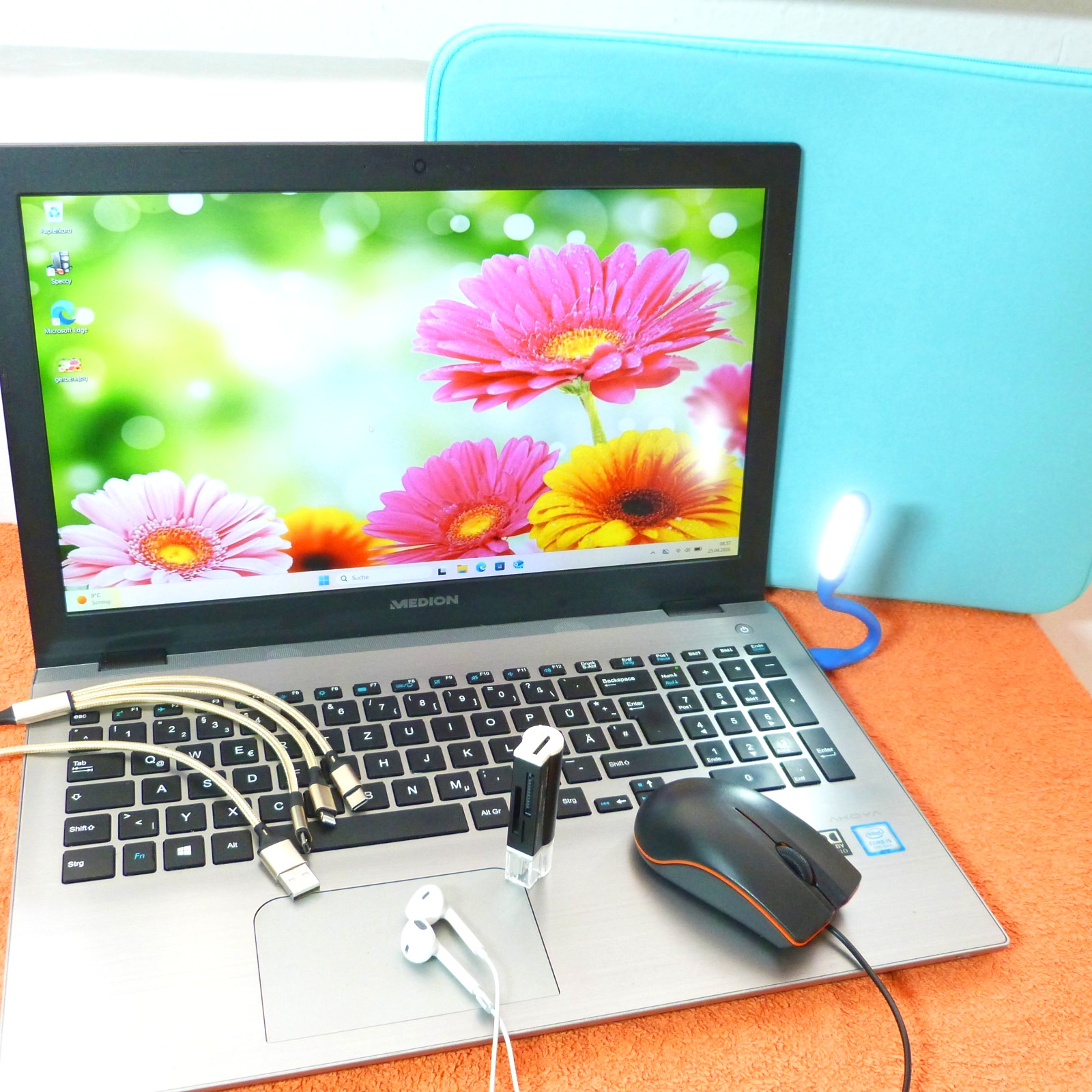 Medion S6426 17″ FULLHD DOLBY l 1TB HDD SSD Windows 11 l 8GEN TURBO Core i5