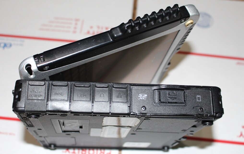 Panasonic CF-19 MK6 GPS i5 3320M 2.60GHz 8 GB,240SSD, WIN7PRO.64BIT/BACKLITKB