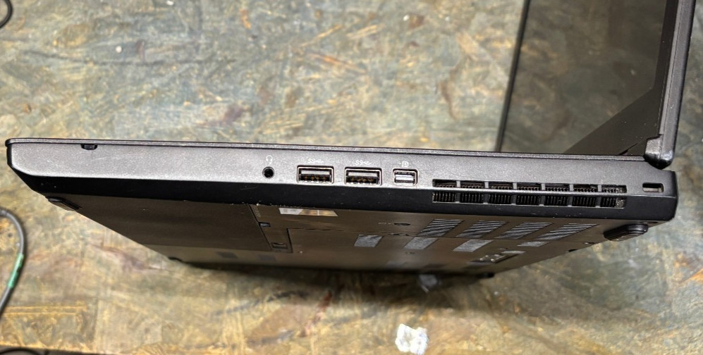 Lenovo ThinkPad P50 Core i7-6700HQ 16GB RAM 512GB NVME Quadro M1000M