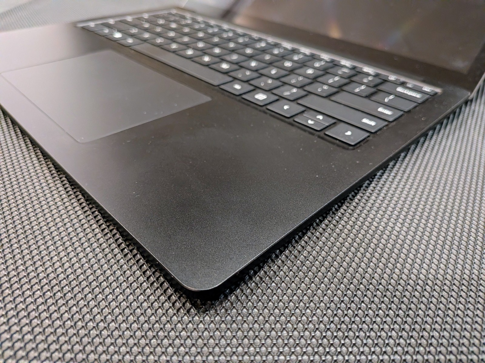 Microsoft Surface Laptop 4 Model 1951 13.5 8GB 256GB SSD