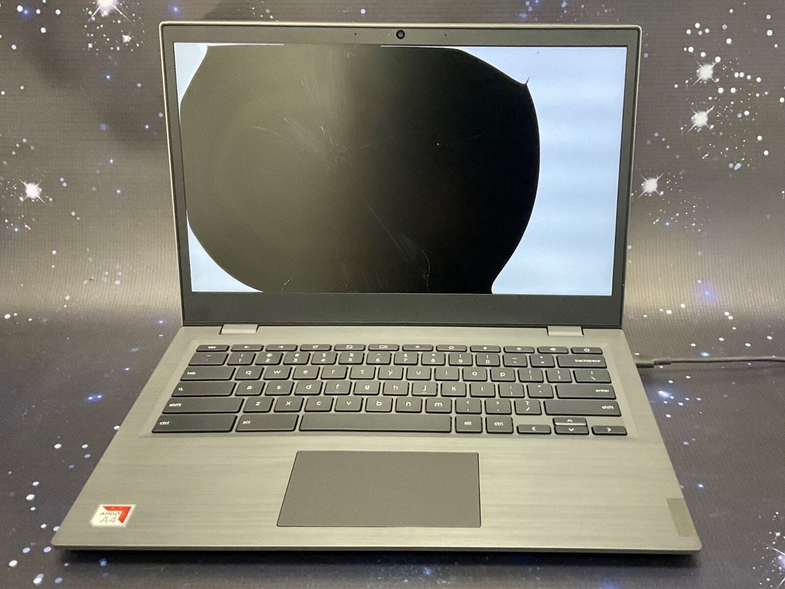 Lenovo 14e Chromebook 14″ FHD TN AMD A4-9120C 4GB / 32GB 81MH0006US (AS IS)