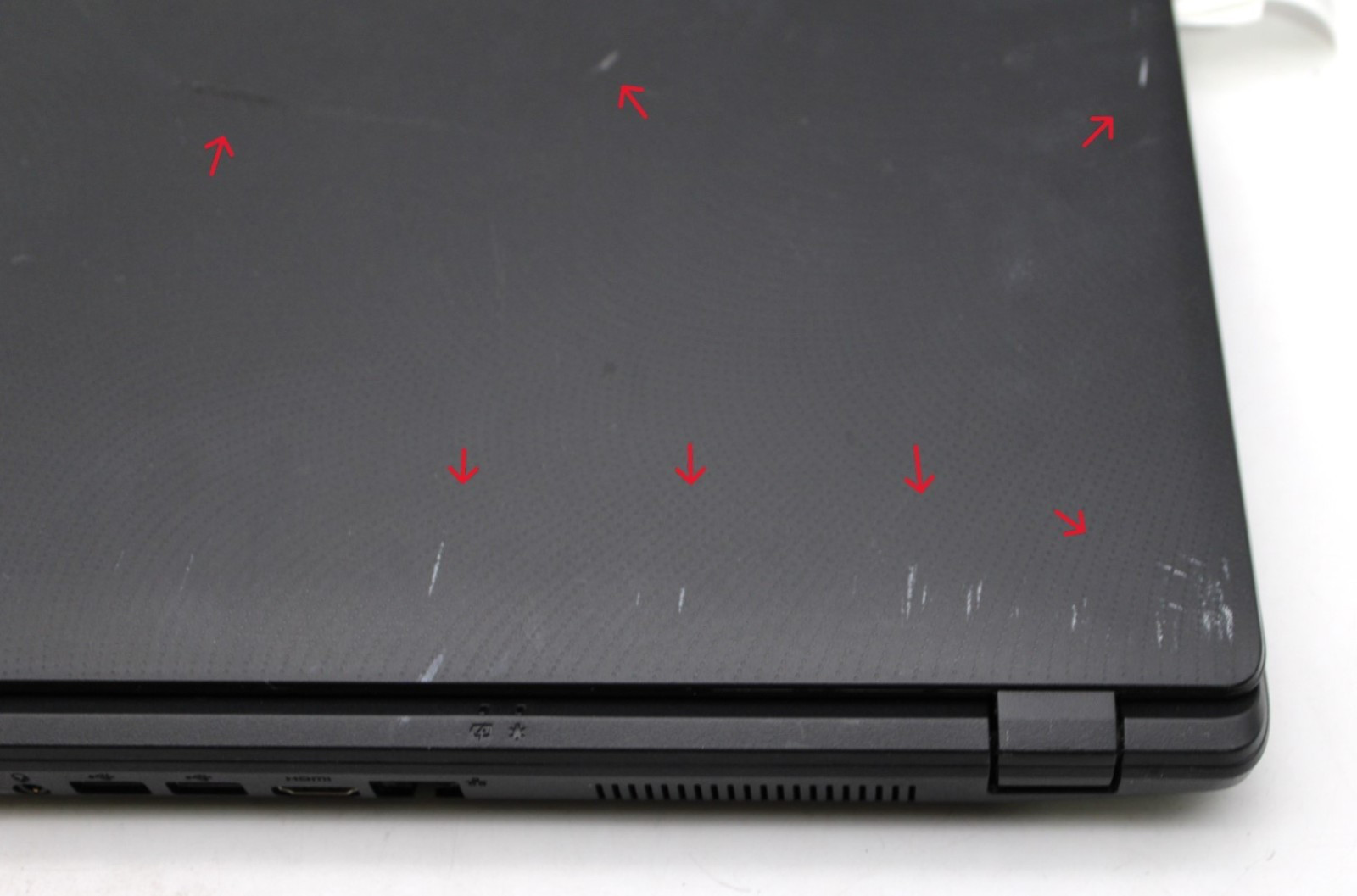 Acer Aspire ES1 Celeron-N2840@2.16GHz 4GB LPDDR4 NO STORAGE OR OS *PARTS/REPAIR*