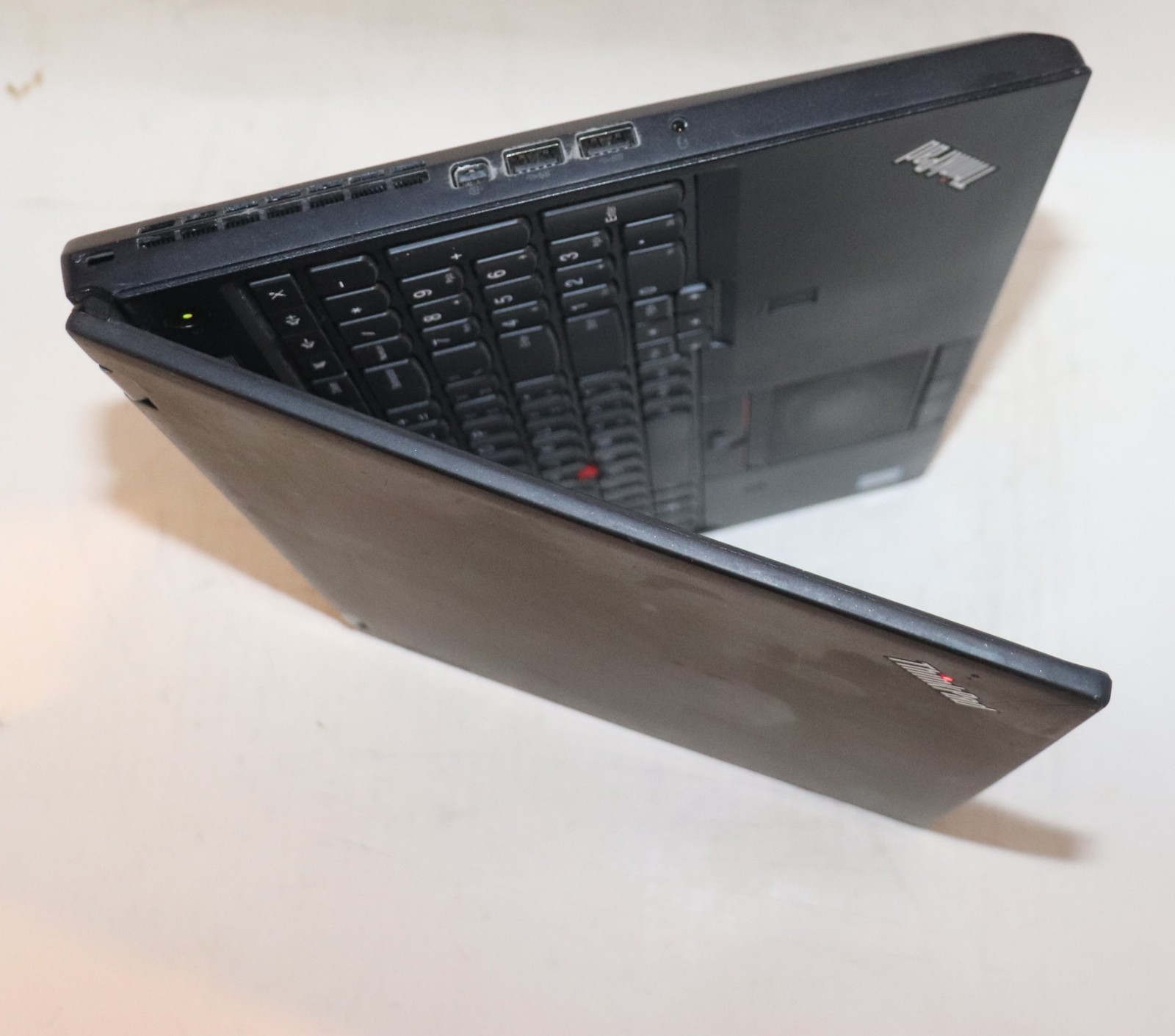 Lenovo ThinkPad P50|Intel core i7@2.60 GHz|32GB RAM|512GB SSD|WIN10.Prof|NVIDIA