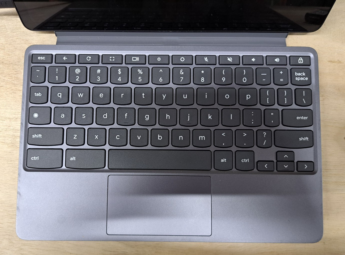 Lenovo Duet Chromebook 11″ Touch MediaTek Kompanio 838 4 GB RAM 128 GB SSD