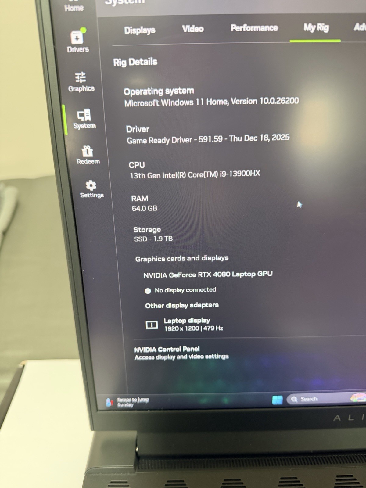 Dell Alienware M18 R1 13th Gen i9-13900HX 64GB 2TB RTX 4080 1920×1200 480Hz