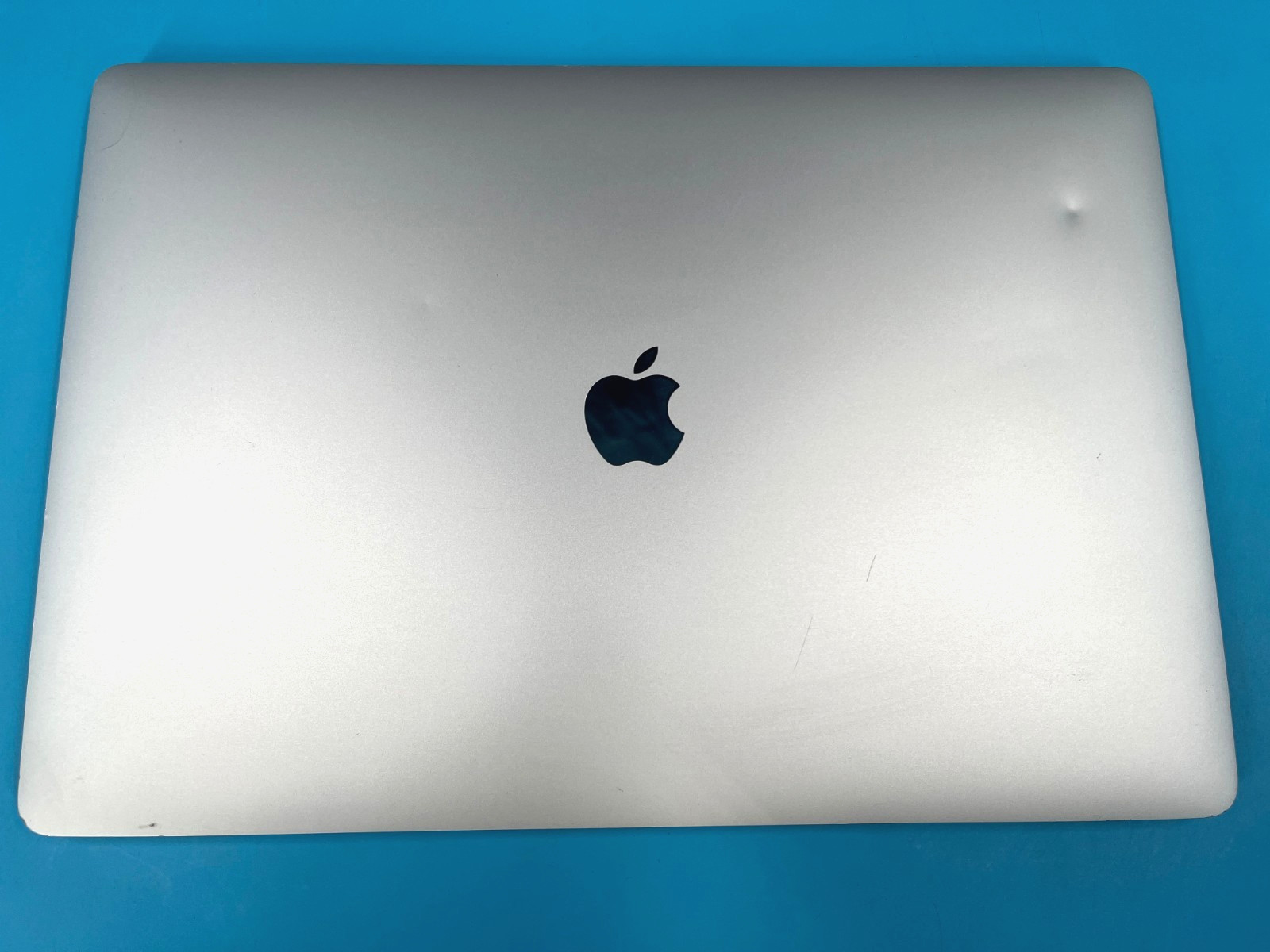 Apple MacBook Pro A2141 16,1 (2019) 16″ 2.40GHz i9-9980HK 32GB 1TB NVME NO OS/AC