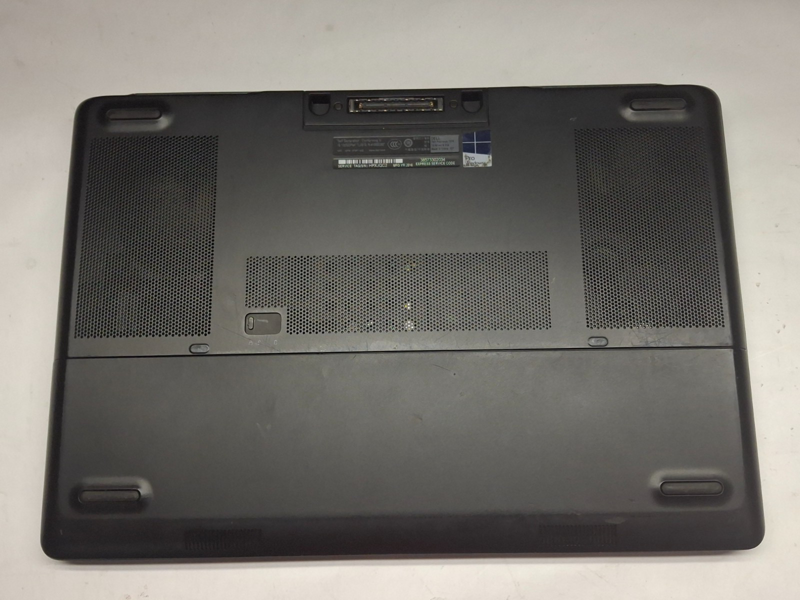 Dell Precision 7510 E3-1545M 840GB SSD 15.6″ Quadro M1000M Windows 10 Pro Laptop