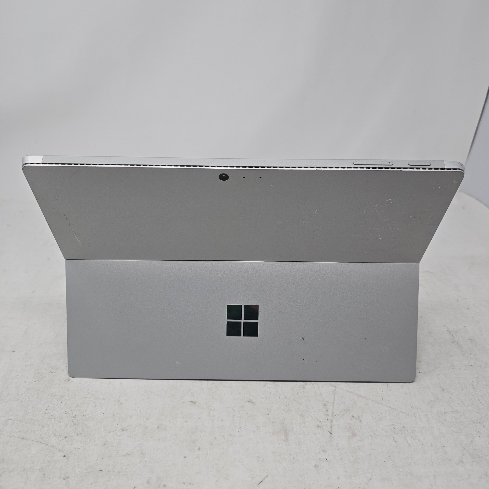 Microsoft Surface Pro 4 Model 1724 Win 10 Pro i5 2.40GHz 128GB 4GB RAM