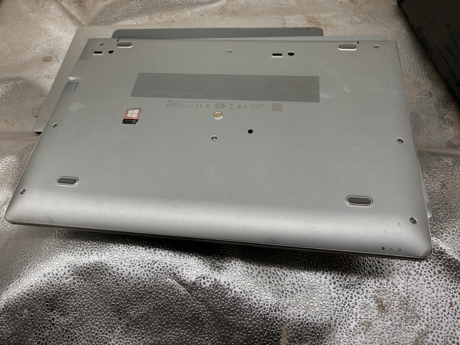 HP HP EliteBook 850 G6 i7-8565U 1.80 GHz 16GB RAM No SSD No Adapter