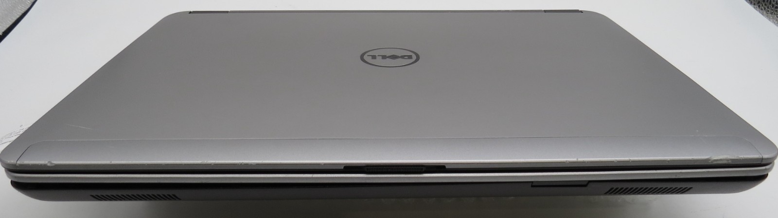 Dell Latitude E6440-14″-i5-4300M@2.6GHz-8GB RAM-NO STRG/NO BATT/NO OS *READ*