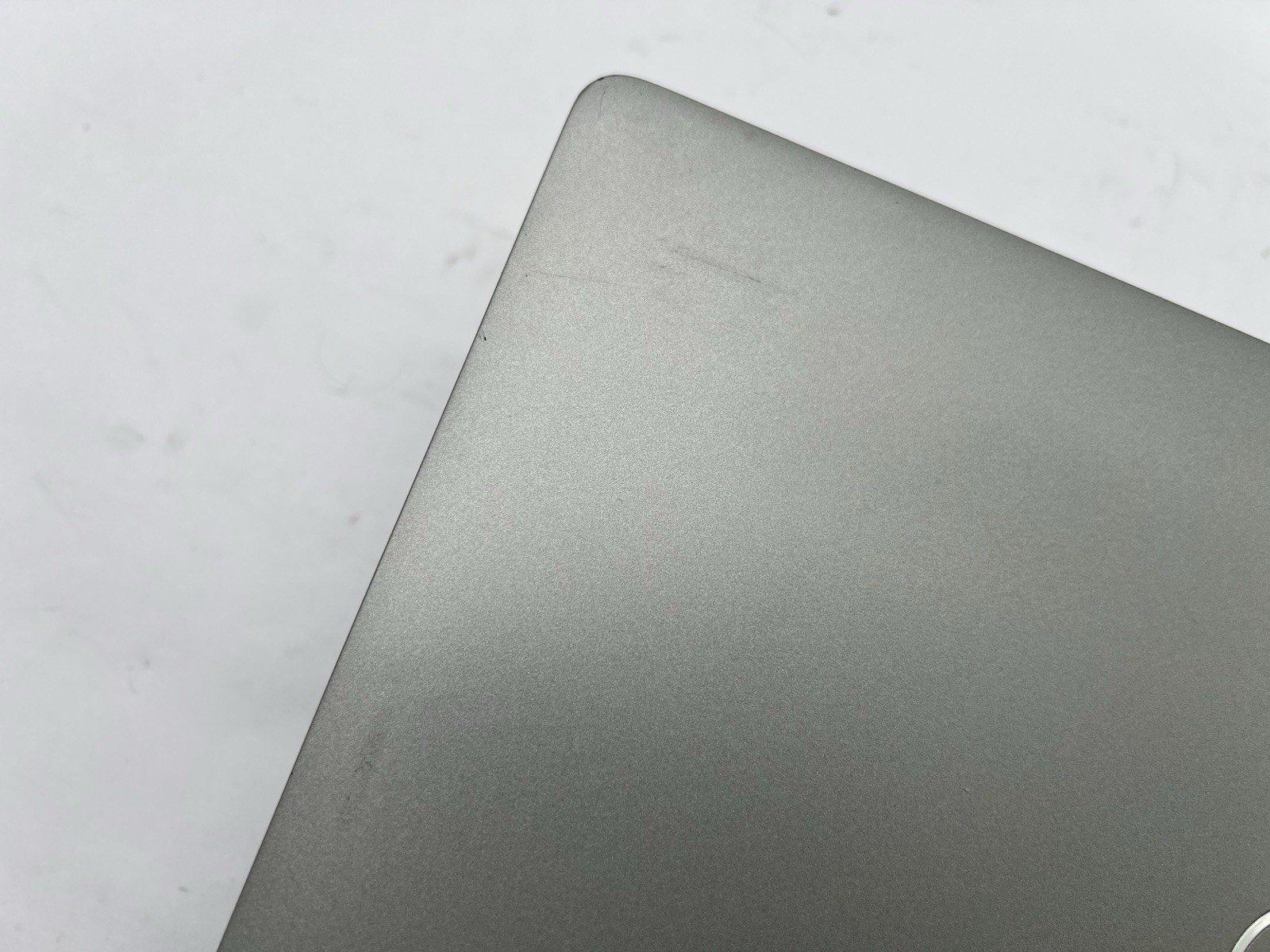 Dell Latitude 5430, i5-1235U, 3.9GHz, 8GB RAM, 256GB NVMe-No OS/Charger