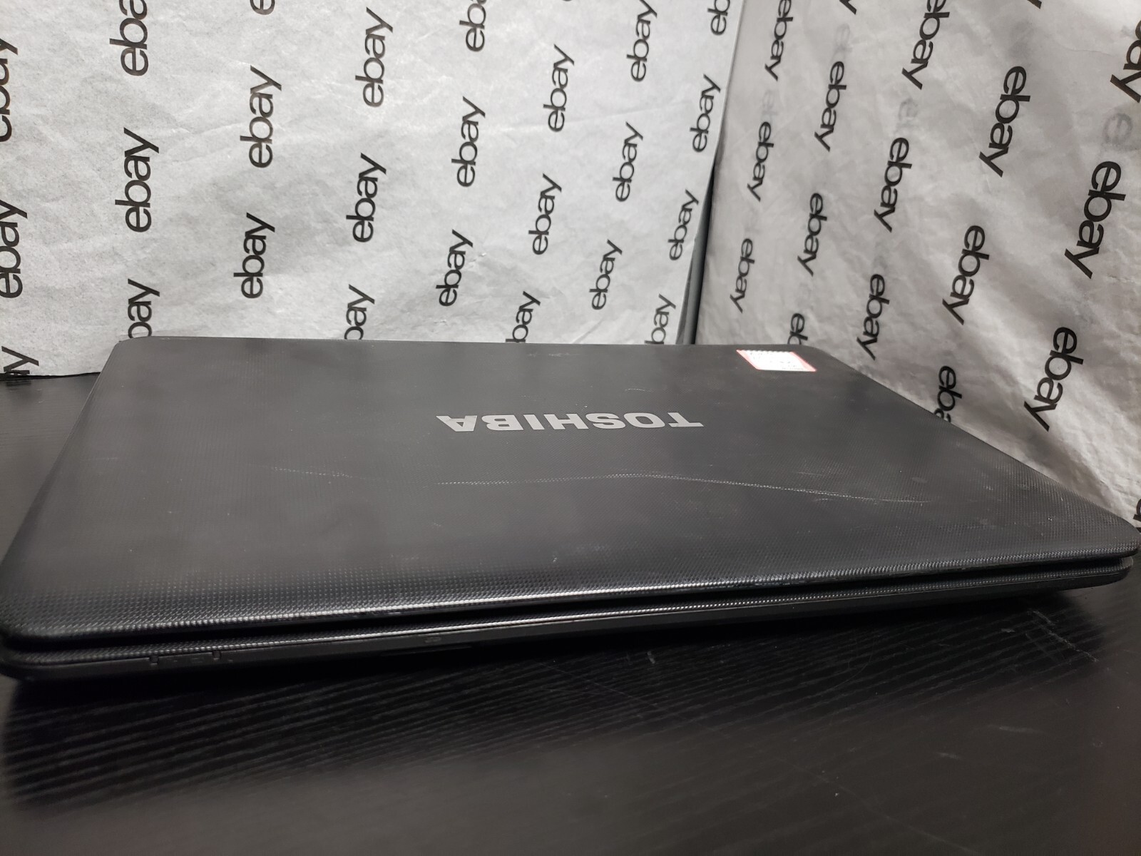 Toshiba Satellite C650D 15.6″ | AMD E-240@1.5GHz | 3GB RAM | 256GB SSD*NO OS/BAT