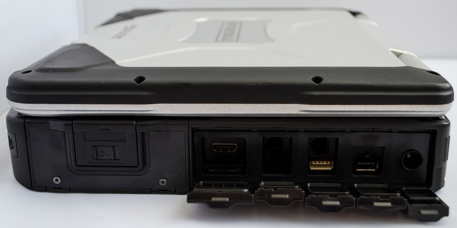 Panasonic Toughbook CF-31 MK4 i5-3340M 2.7G 8GB 256GB SSD Backlit Rugged WIN10