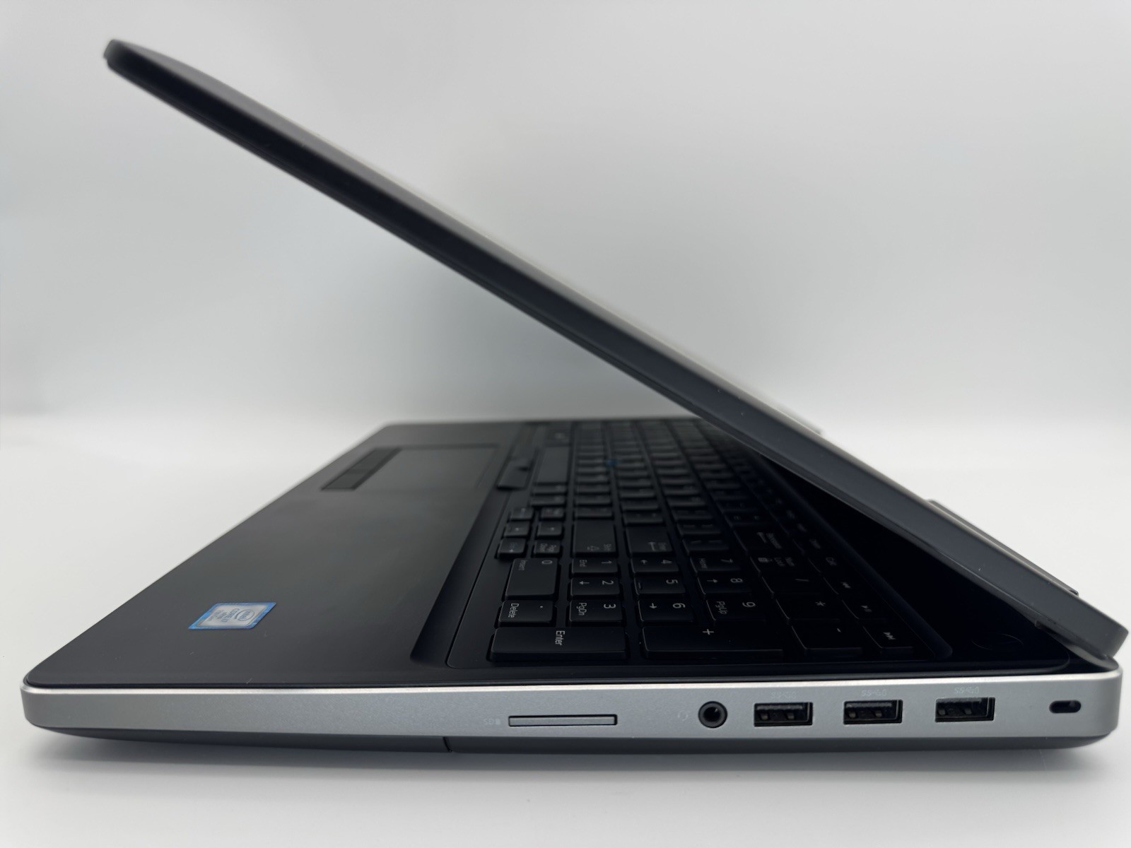 Dell Precision 7520 i7-7820HQ@2.90GHz 32GB RAM 500GB SSD NVMe Win11p Touchscreen