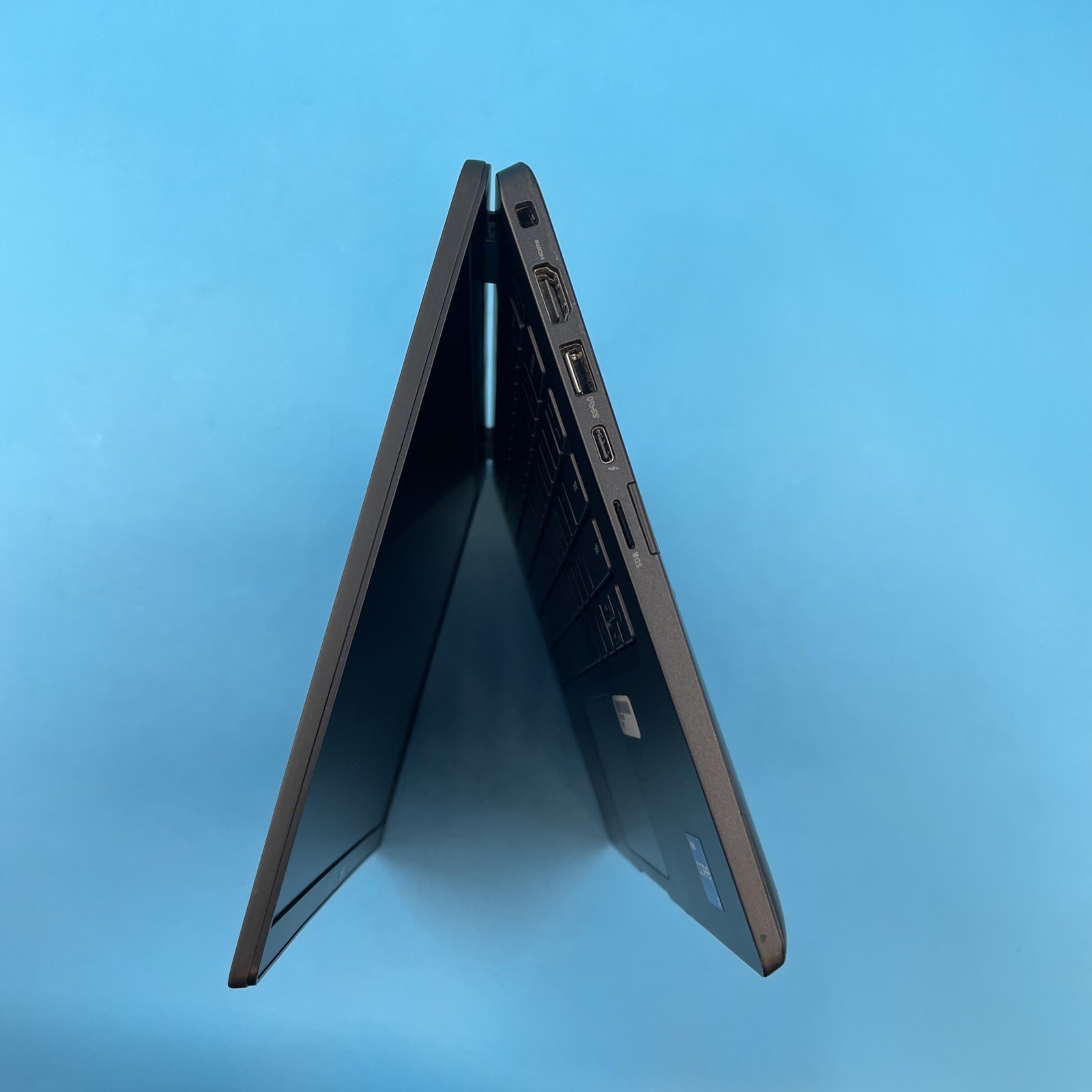 Dell Latitude 7320 | i7-1165G7 | 16GB RAM | NO DRIVE | NO OS | NO BATTERY