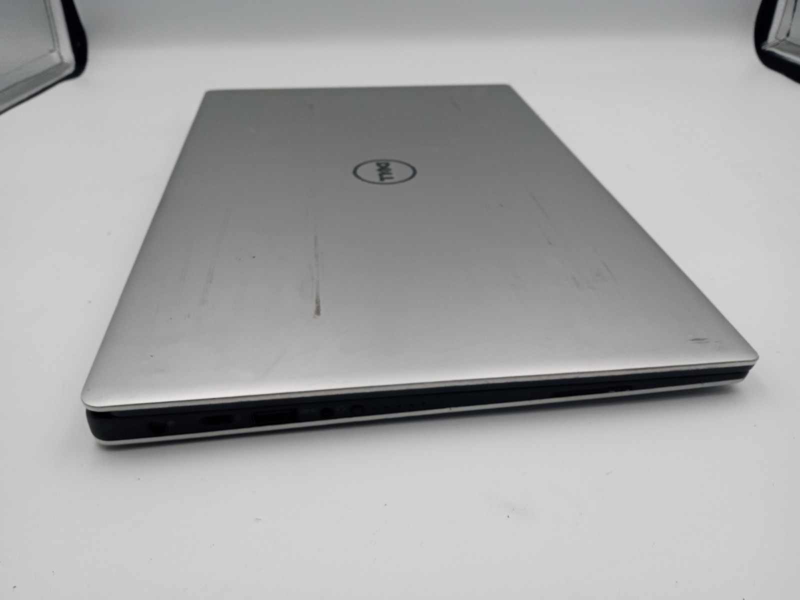 Dell XPS 13 9360 13″ Laptop Intel i5-7200U 8GB RAM – CRACKED SCREEN – READ -RR